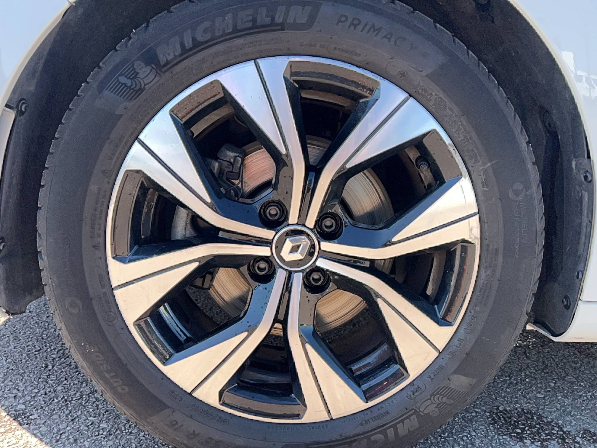 Vente en ligne Renault Clio 5 Clio Blue dCi 100 au prix de 13 991 €