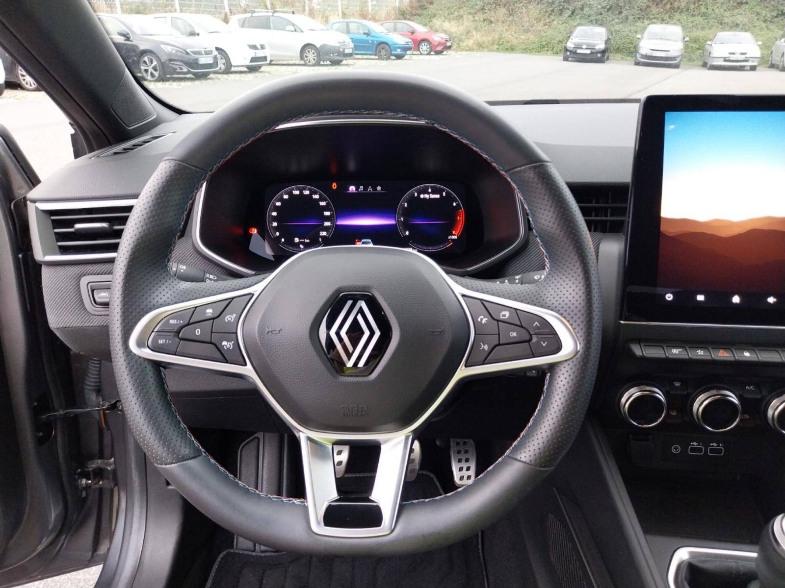 Vente en ligne Renault Clio 5 Clio TCe 90 au prix de 17 990 €