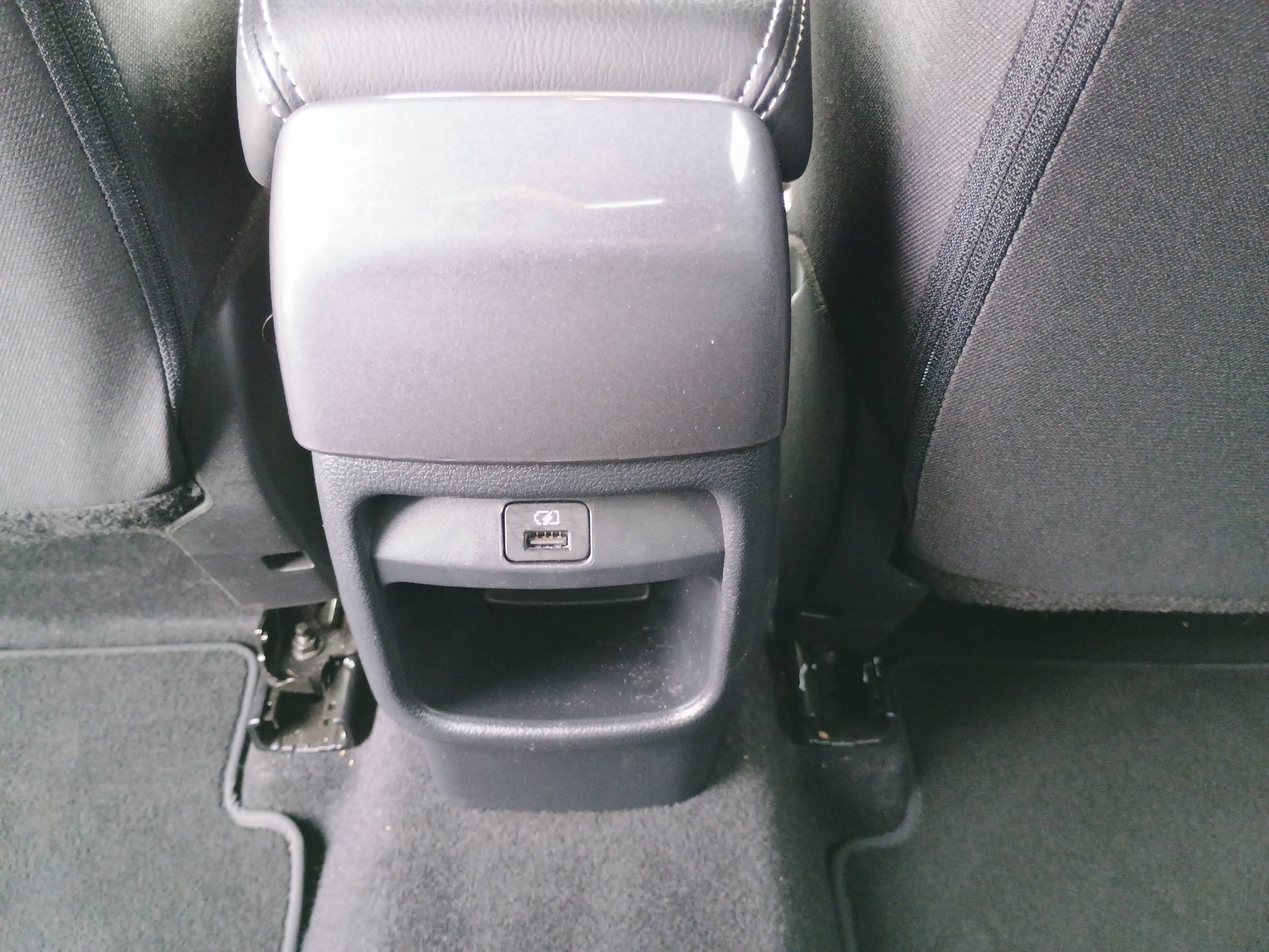 Vente en ligne Nissan Juke JUKE HYBRIDE 143 CH au prix de 19 990 €