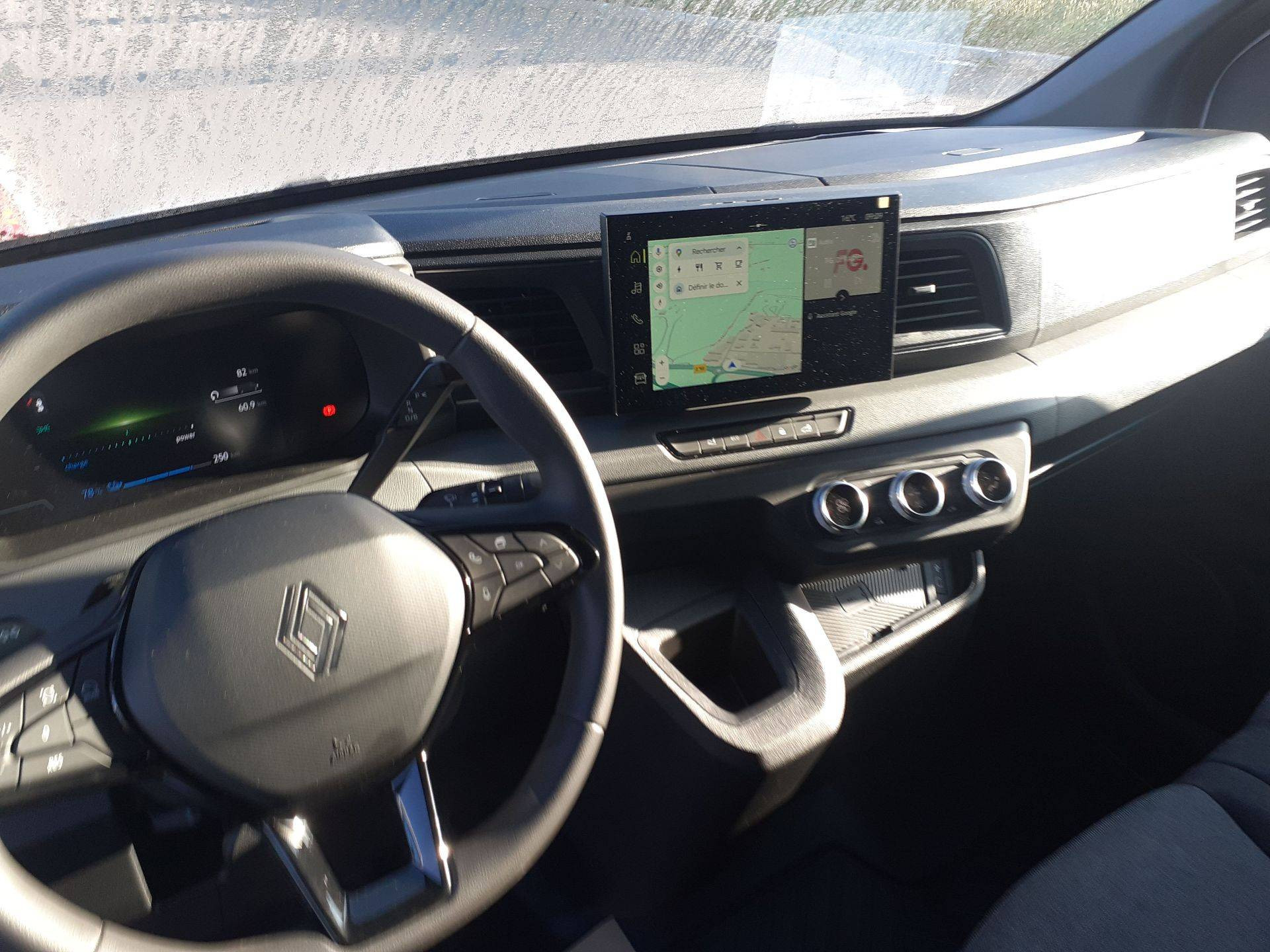 Vente en ligne Renault Master E-Tech MASTER ELECTRIQUE FGN L2H2 3T5 GRANDE AUTONOMIE au prix de 60 384 €