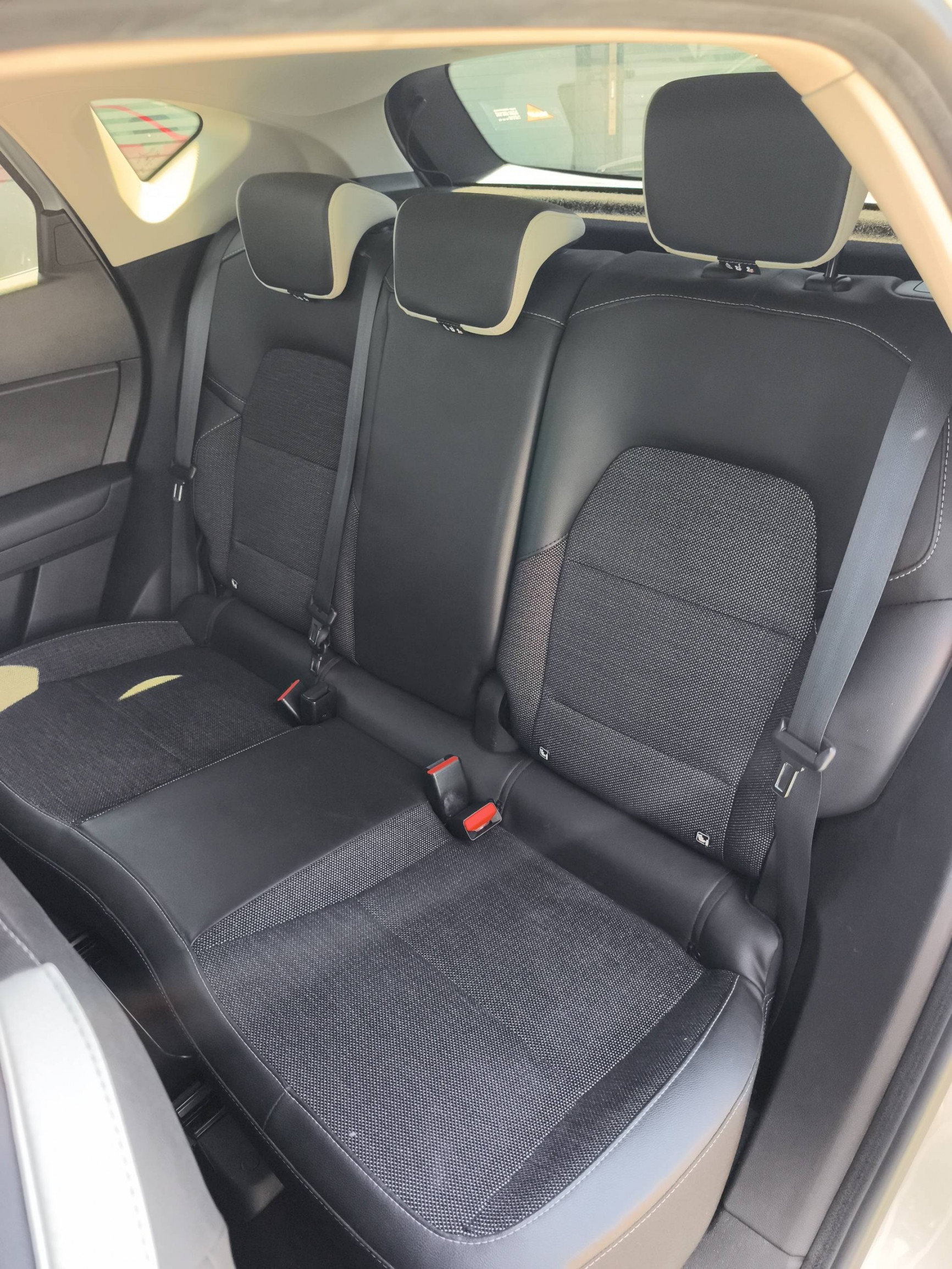 Vente en ligne Renault Captur  mild hybrid 160 EDC au prix de 17 690 €