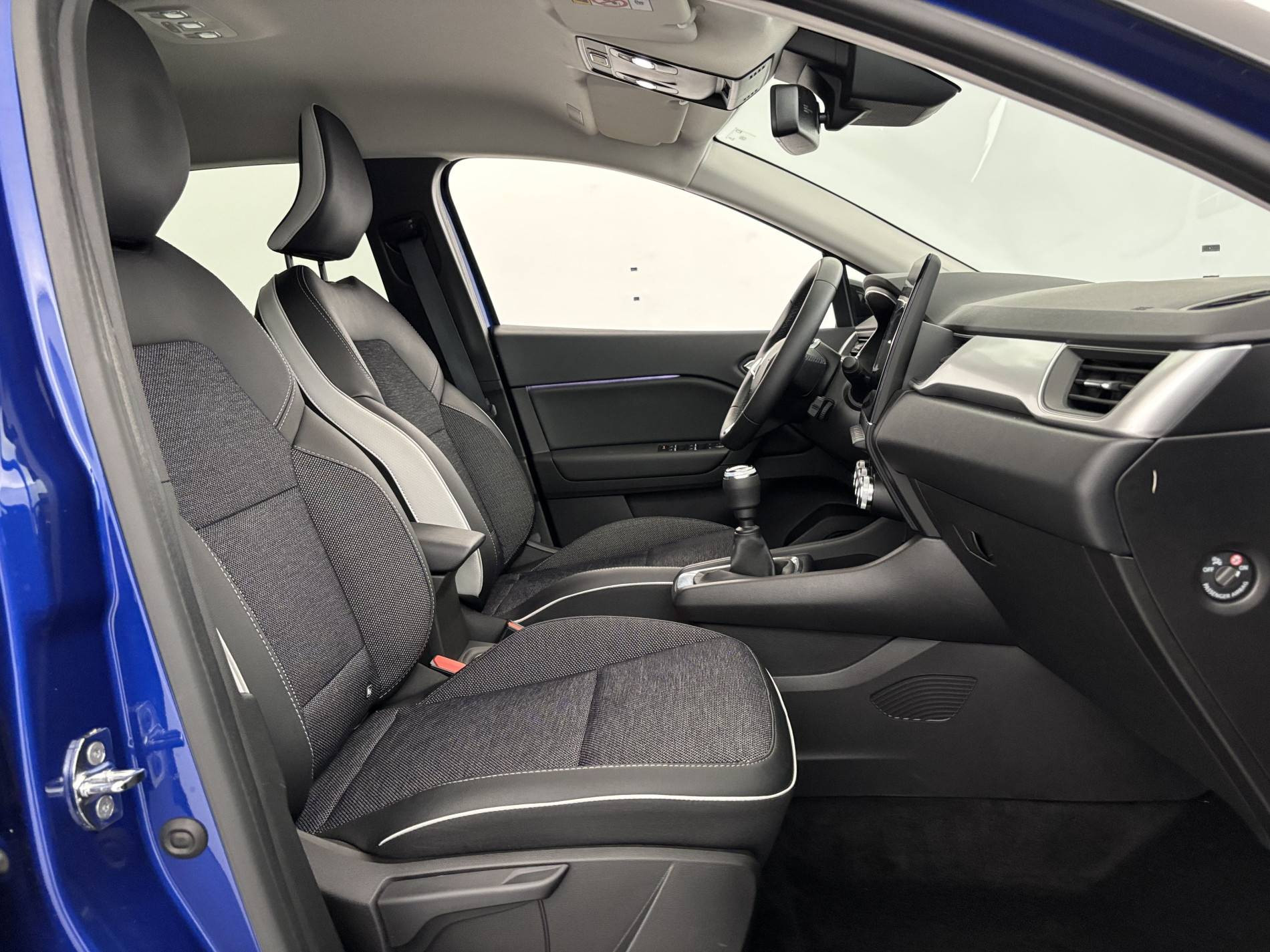 Vente en ligne Renault Captur  mild hybrid 140 au prix de 20 990 €