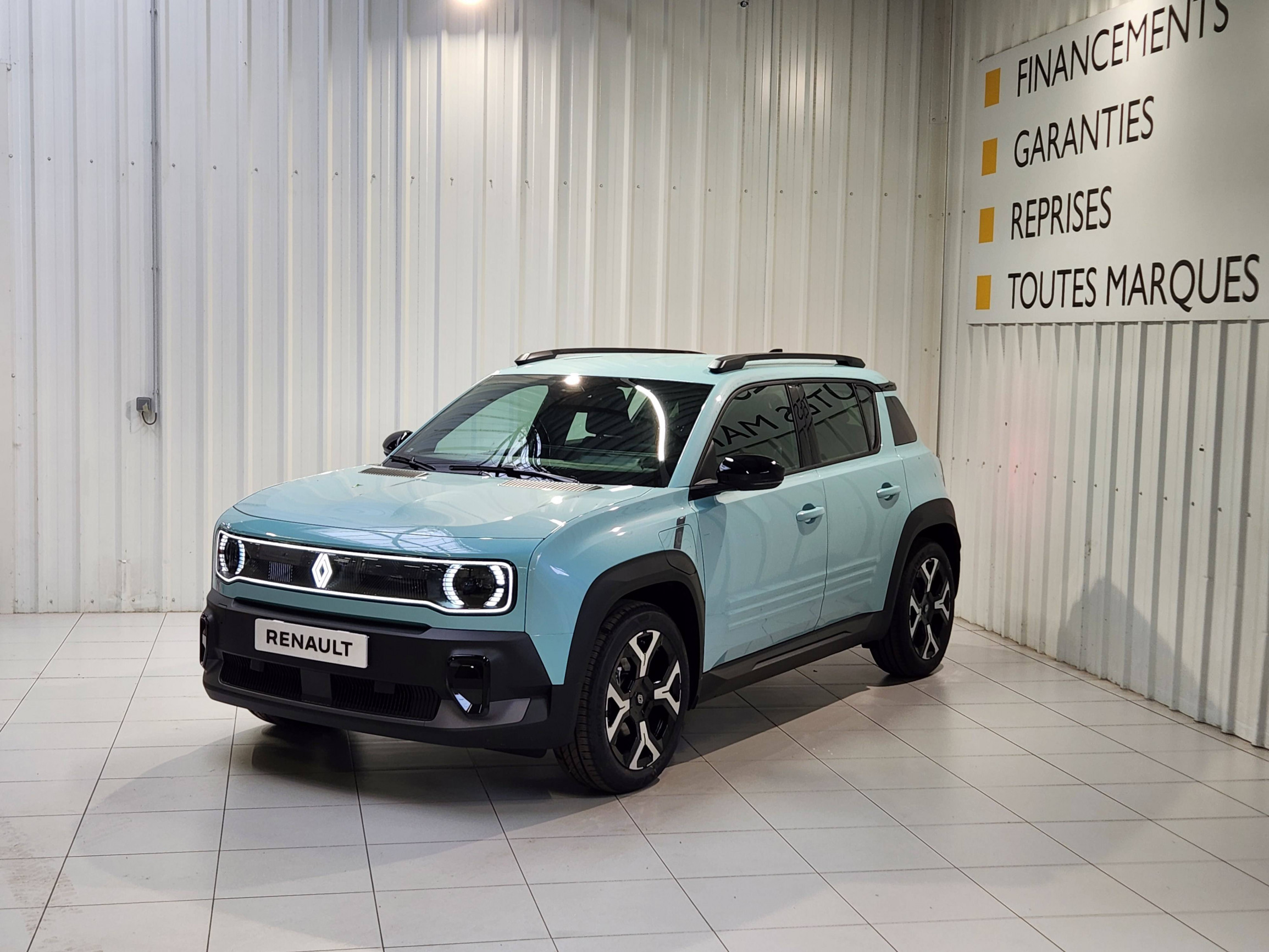 Renault R4 E-Tech  150 ch autonomie confort occasion de 2026 en vente à Morlaix