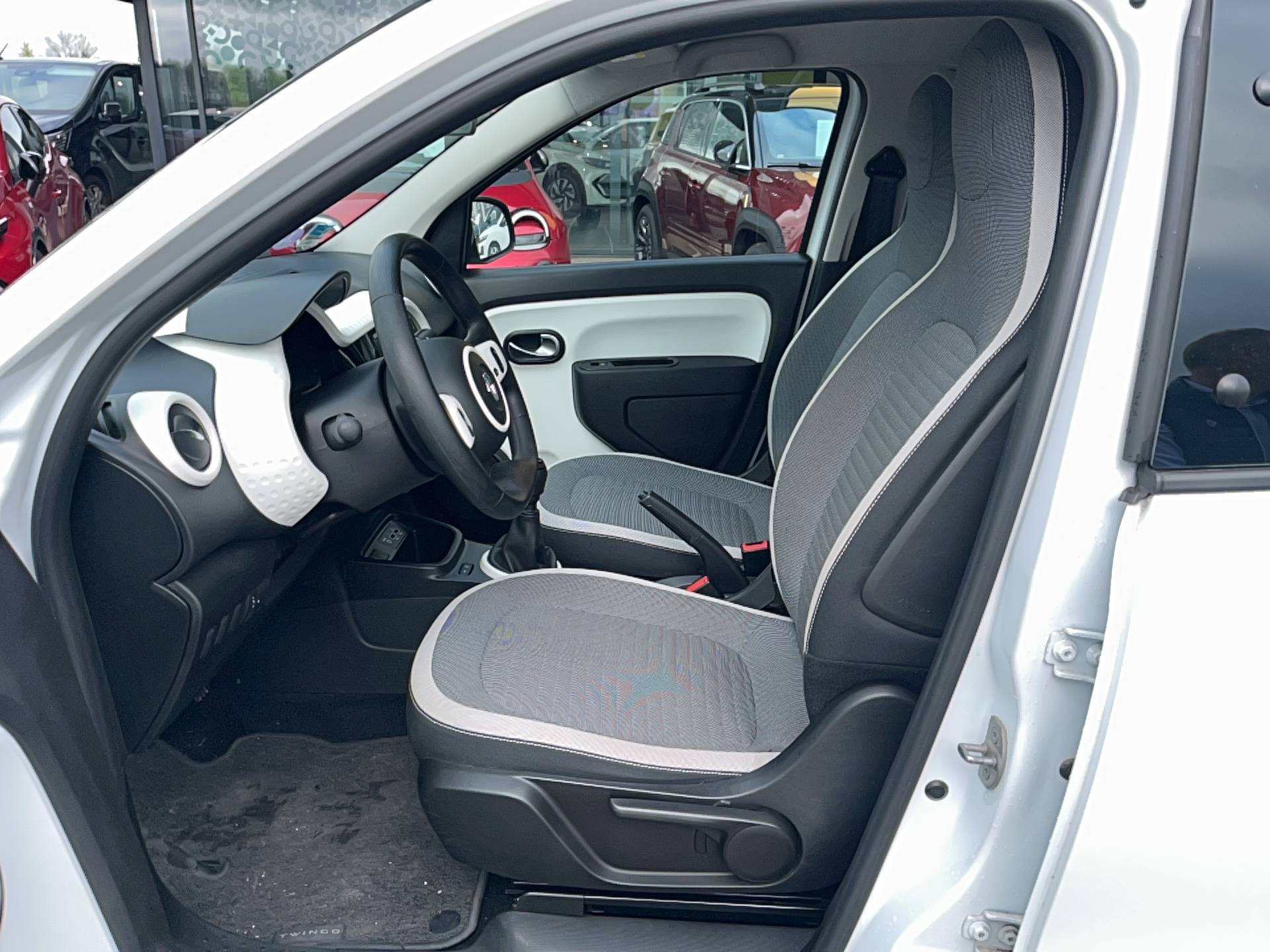 Vente en ligne Renault Twingo 3  SCe 65 au prix de 12 491 €