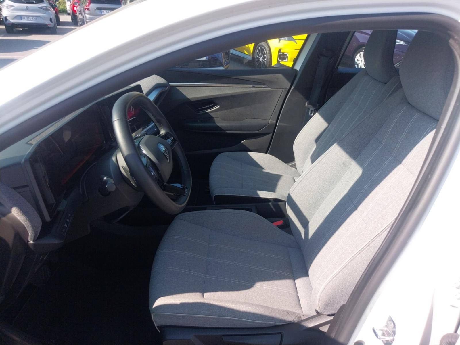 Vente en ligne Renault Megane E-Tech  EV40 130ch standard charge au prix de 20 290 €