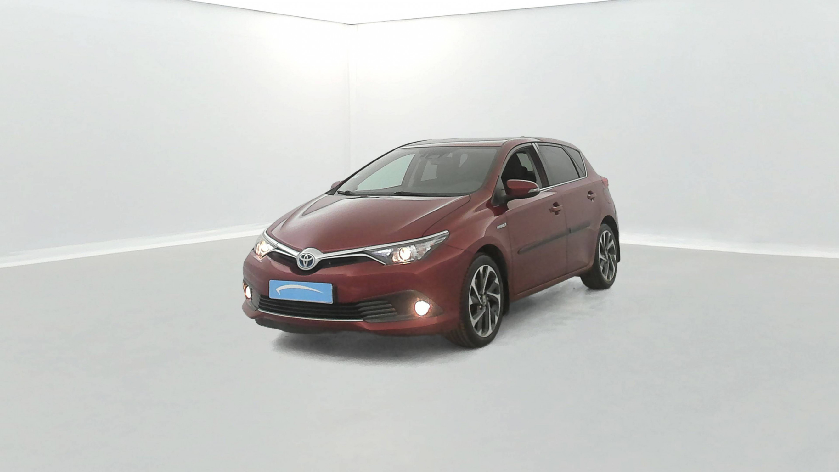 Toyota Auris Auris Hybride 136h occasion de 2018 en vente à Saint-Lô