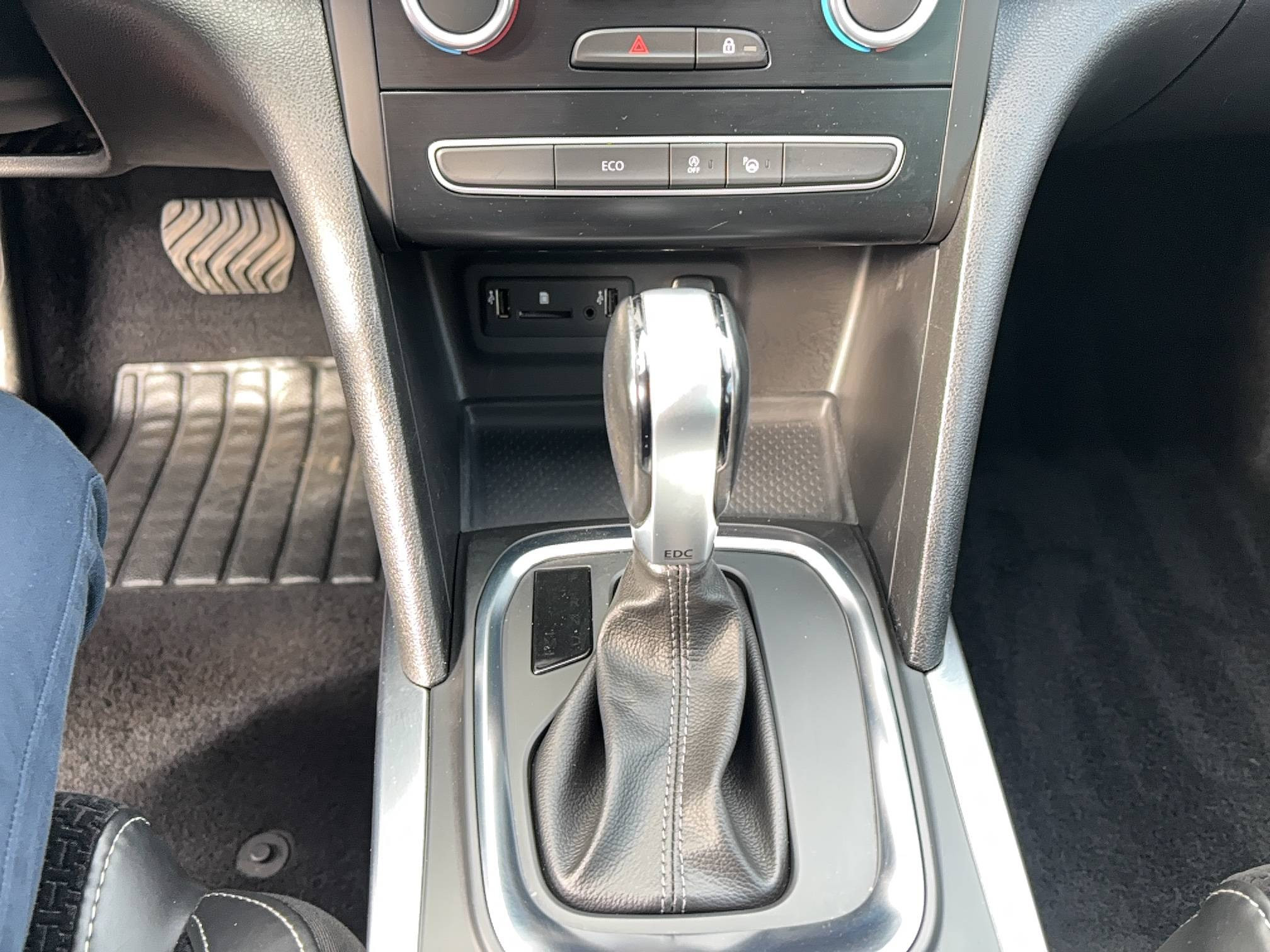 Vente en ligne Renault Megane 4 Estate Mégane IV Estate TCe 160 Energy EDC au prix de 14 990 €