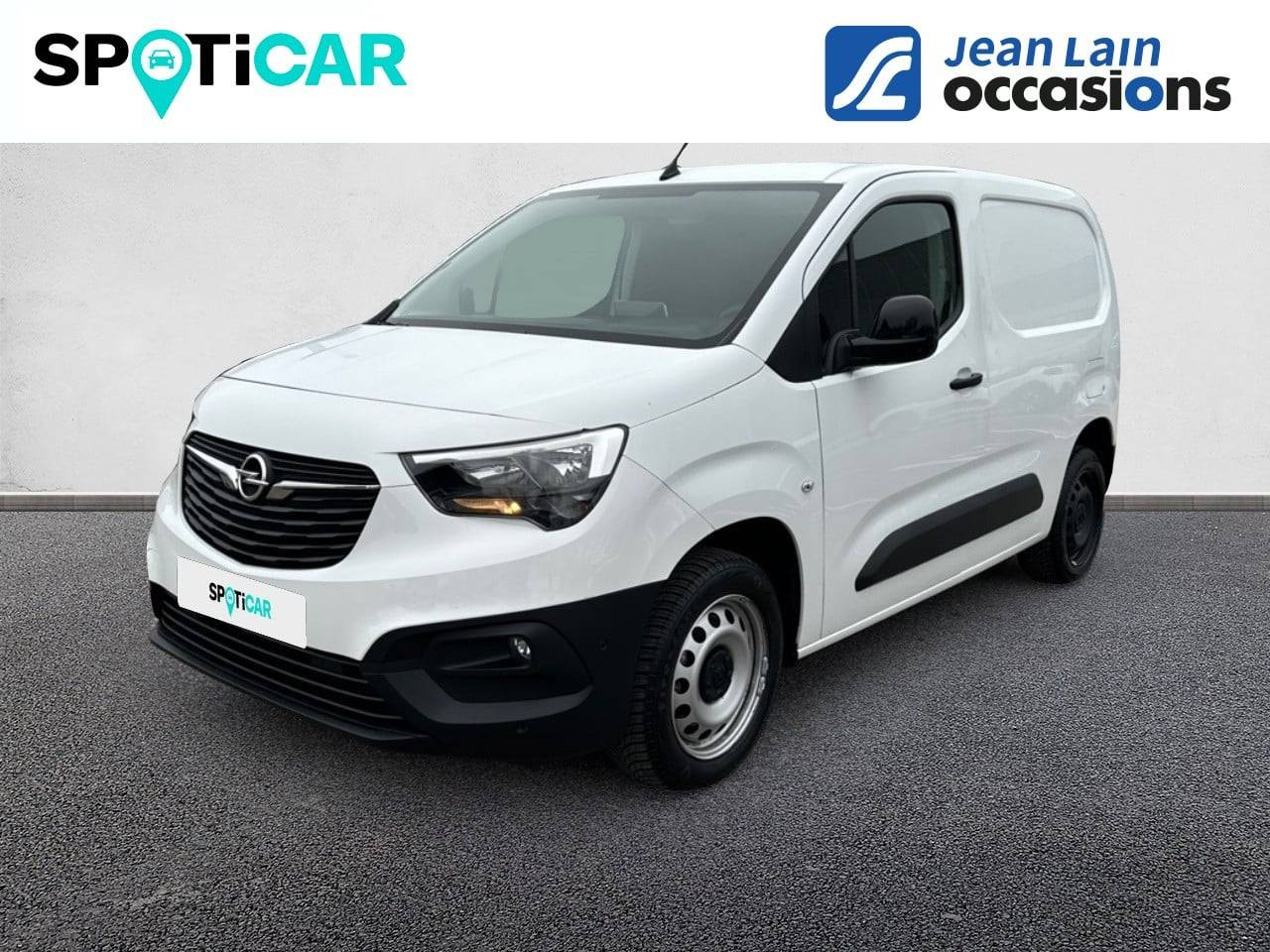 Vente en ligne OPEL COMBO CARGO PACK CLIM 1.5 130CH START ST COMBO CARGO PACK CLIM 1.5 130CH START STOP BVM6 L1 de 2021 au prix de 16 974 €