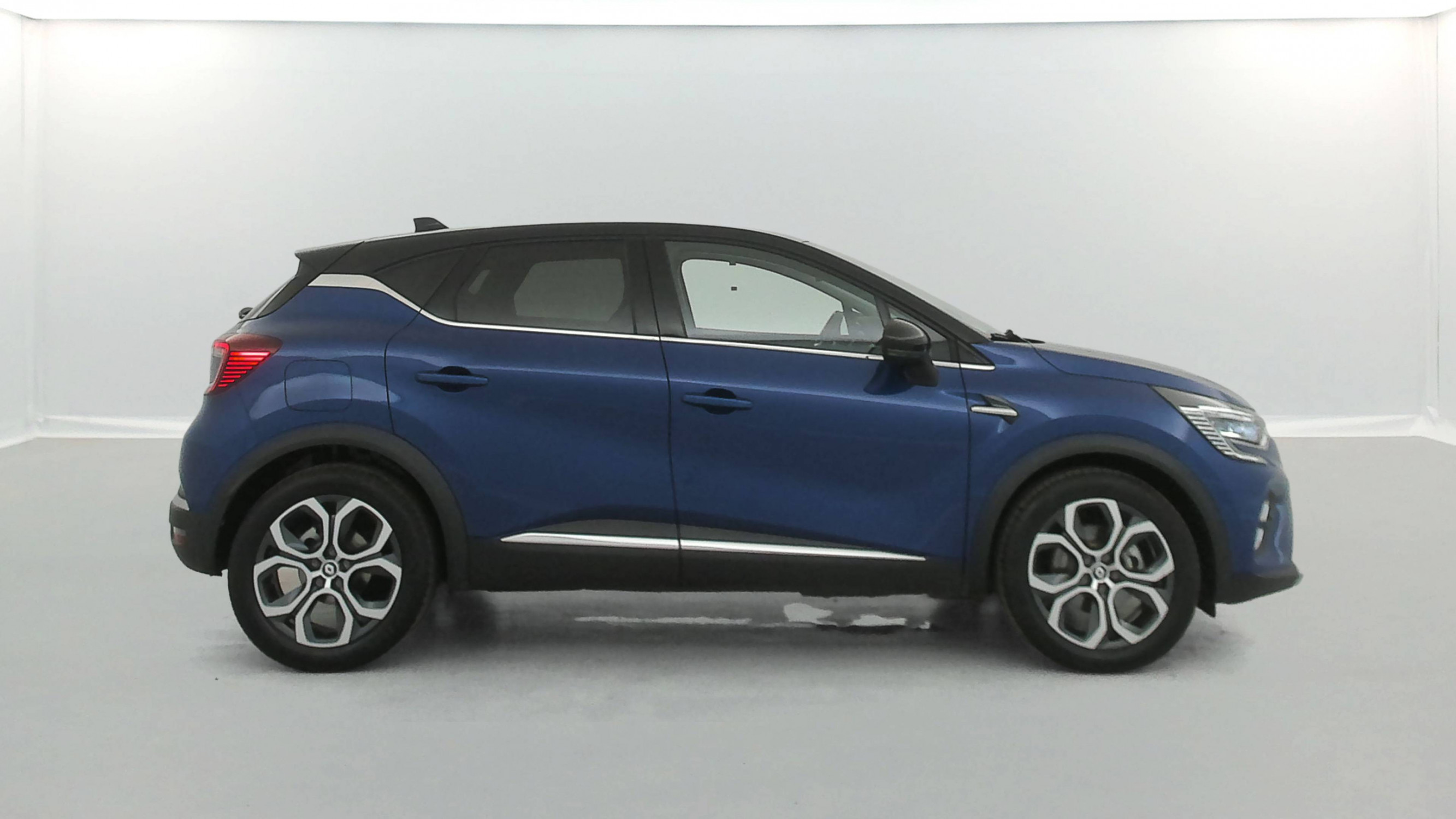 Vente en ligne Renault Captur  E-Tech full hybrid 145 au prix de 19 590 €