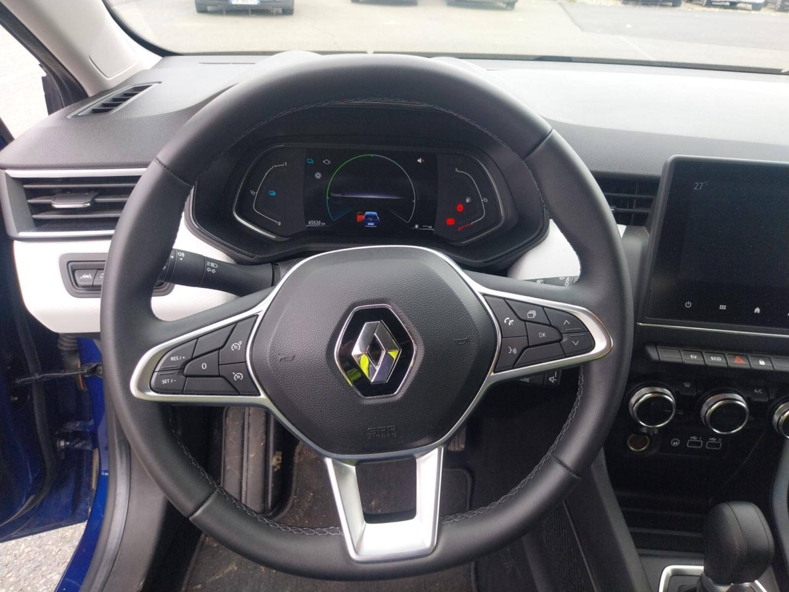 Vente en ligne Renault Clio 5 Clio E-Tech full hybrid 145 au prix de 16 700 €