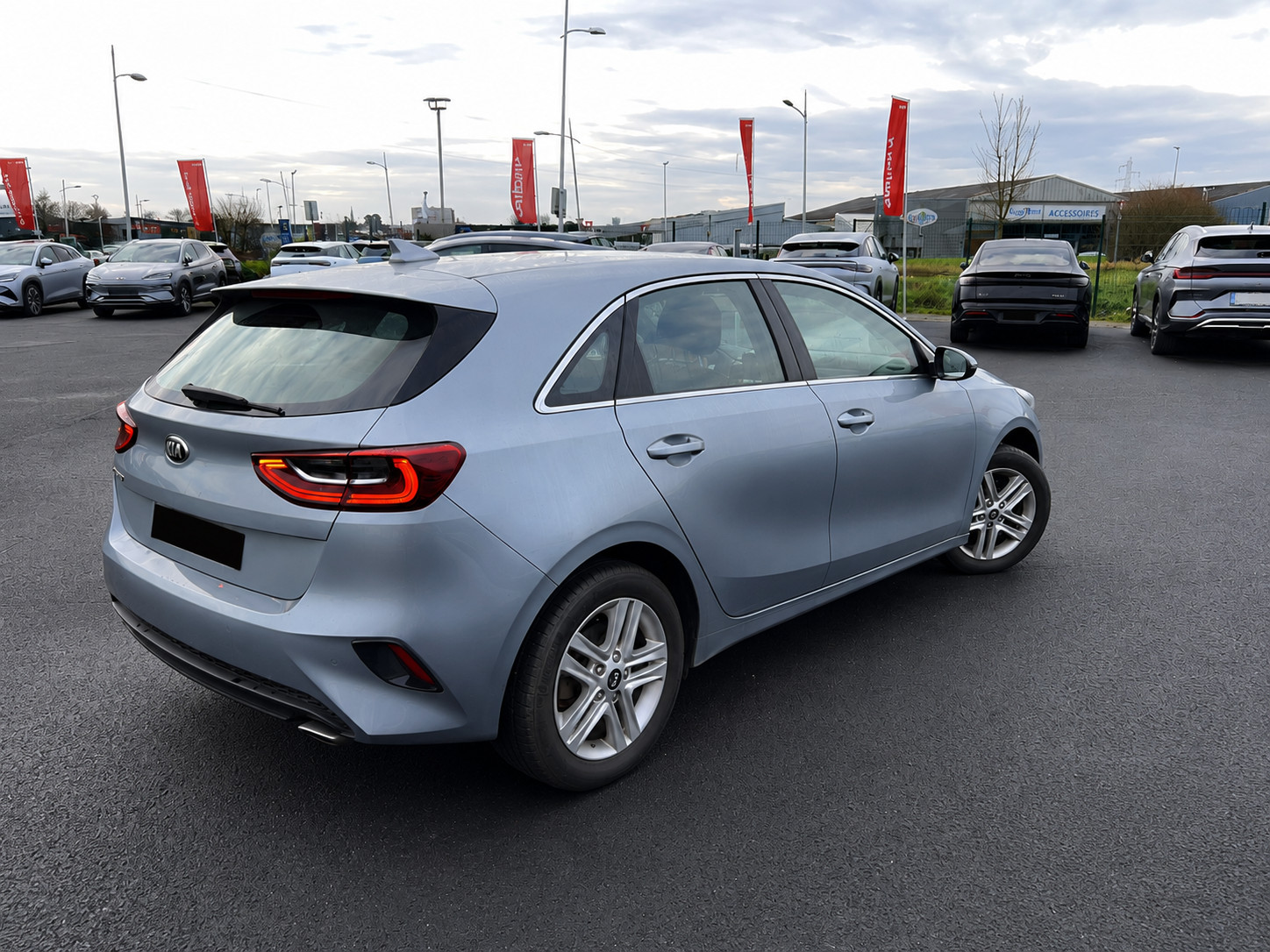 Vente en ligne Kia Ceed  1.5 T-GDi 160 ch DCT7 au prix de 19 990 €