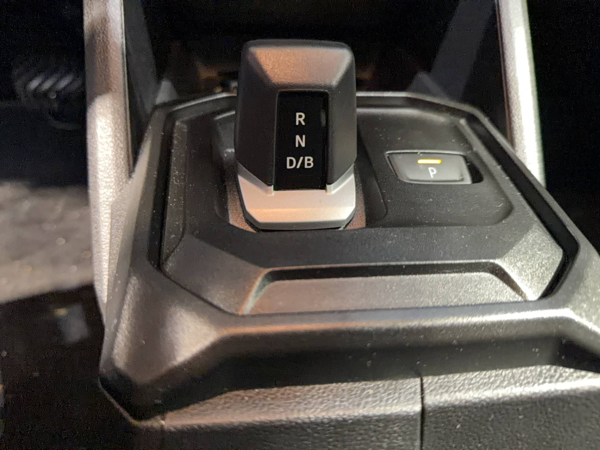 Vente en ligne Dacia Duster  Hybrid 140 au prix de 28 990 €