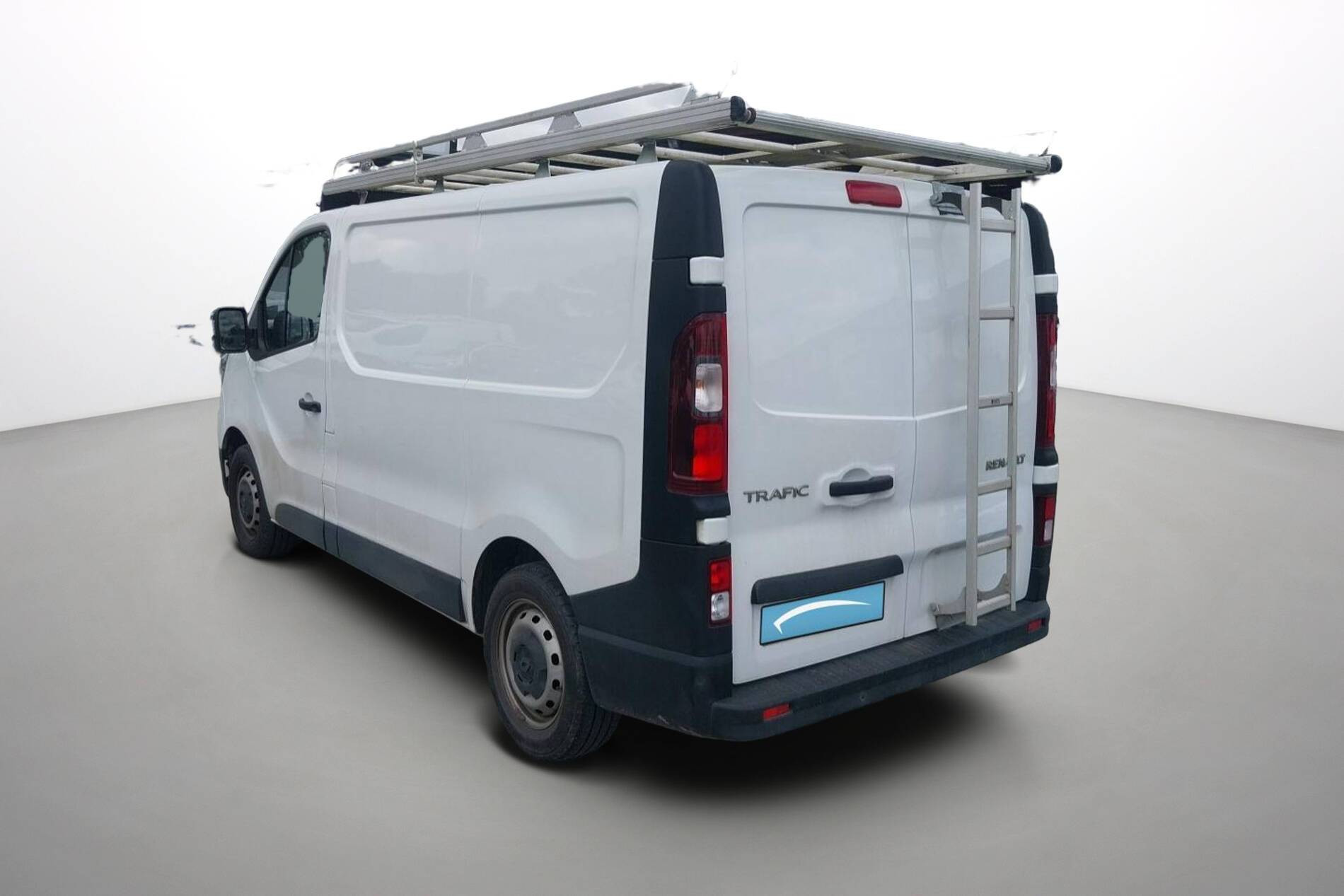 Vente en ligne Renault Trafic 3 Fourgon TRAFIC FGN L1H1 2800 KG BLUE DCI 110 au prix de 21 590 €