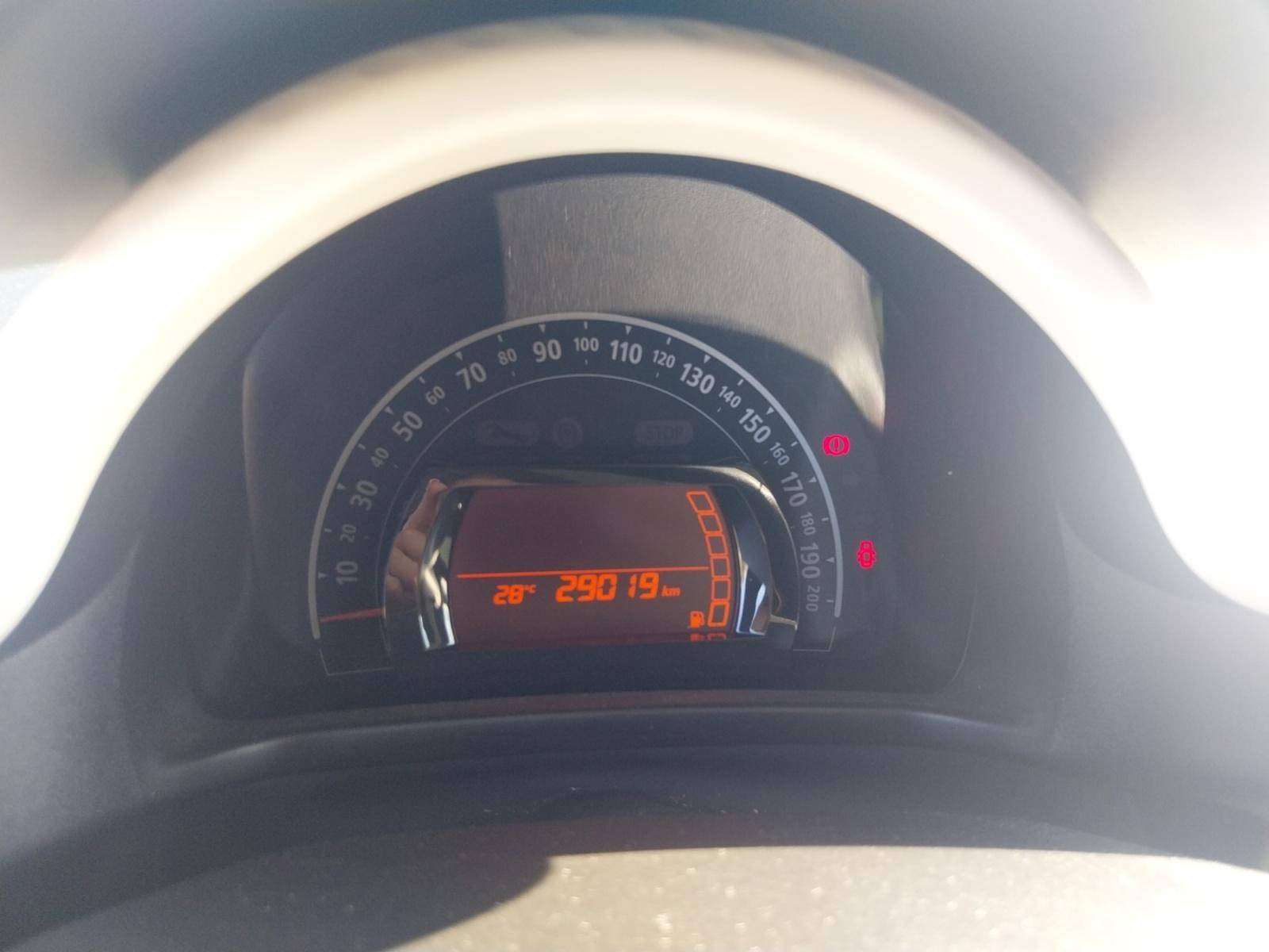 Vente en ligne Renault Twingo 3  SCe 65 - 21 au prix de 11 990 €