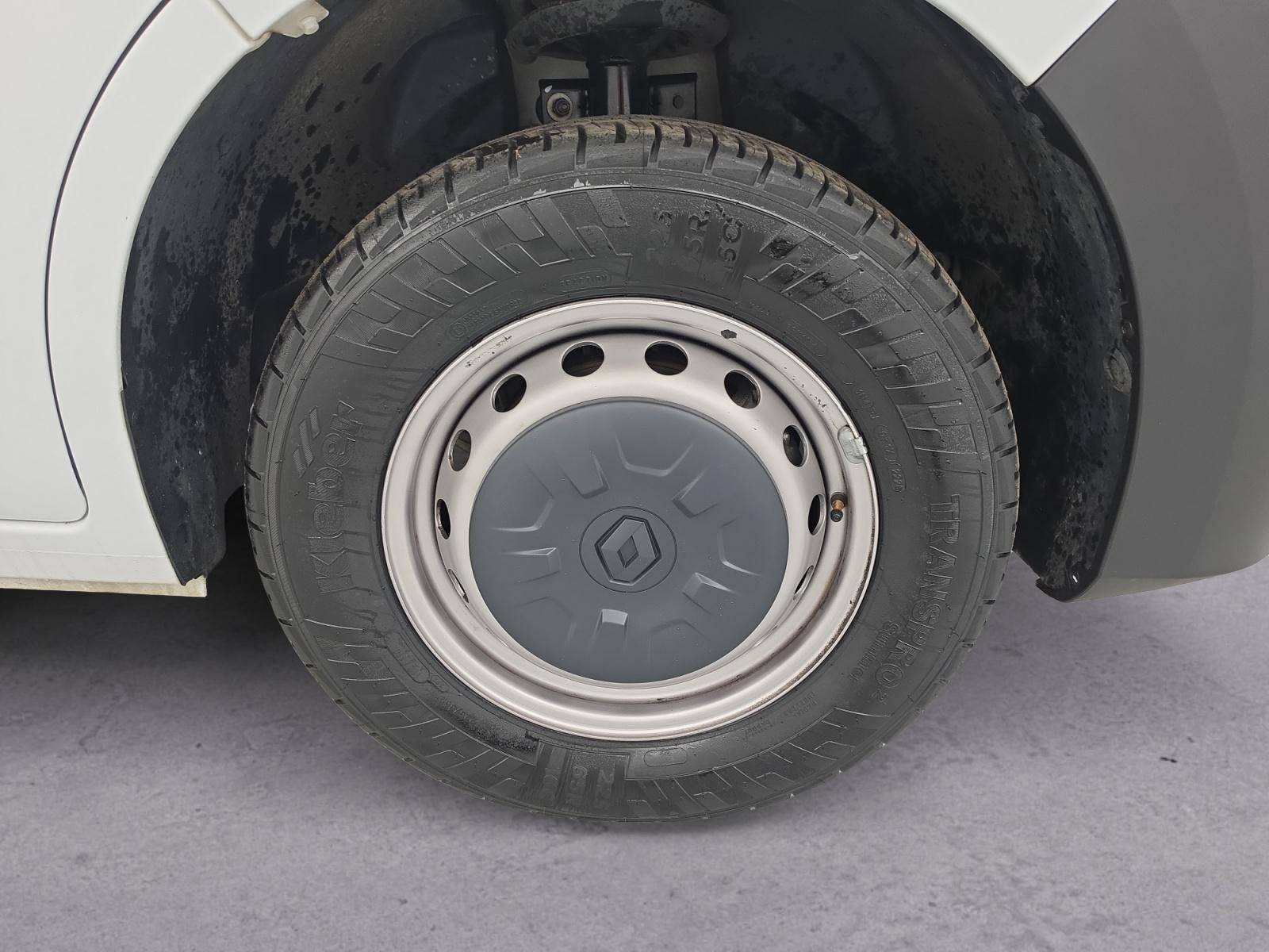 Vente en ligne Renault Master Fourgon MASTER FGN TRAC F3500 L2H2 BLUE DCI 135 au prix de 24 890 €