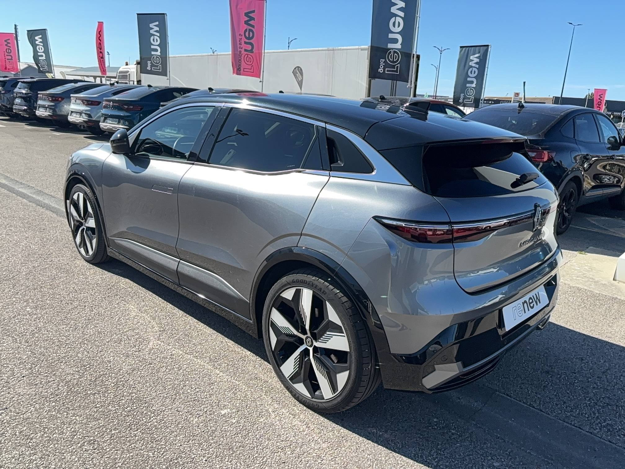 Vente en ligne Renault Megane E-Tech  EV60 220 ch super charge au prix de 23 490 €