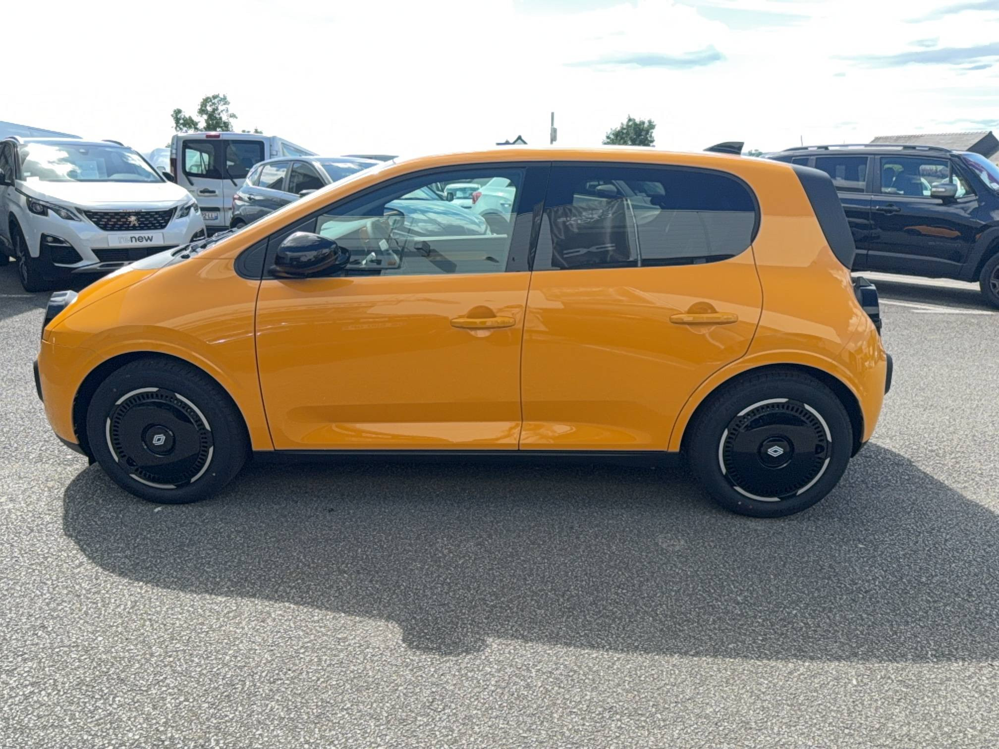 Vente en ligne Renault Twingo Electrique  80 ch autonomie urbaine au prix de 18 370 €