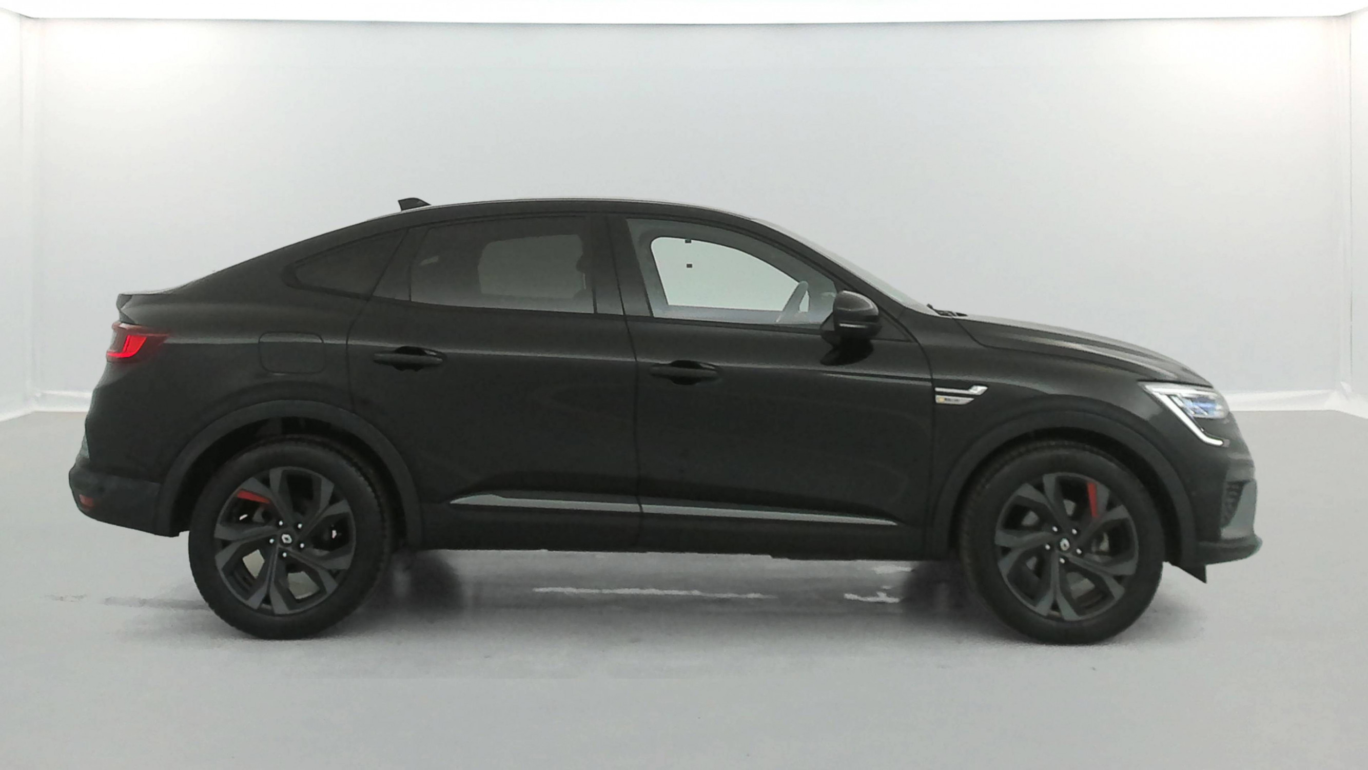 Vente en ligne Renault Arkana  E-Tech 145 - 21B au prix de 18 590 €