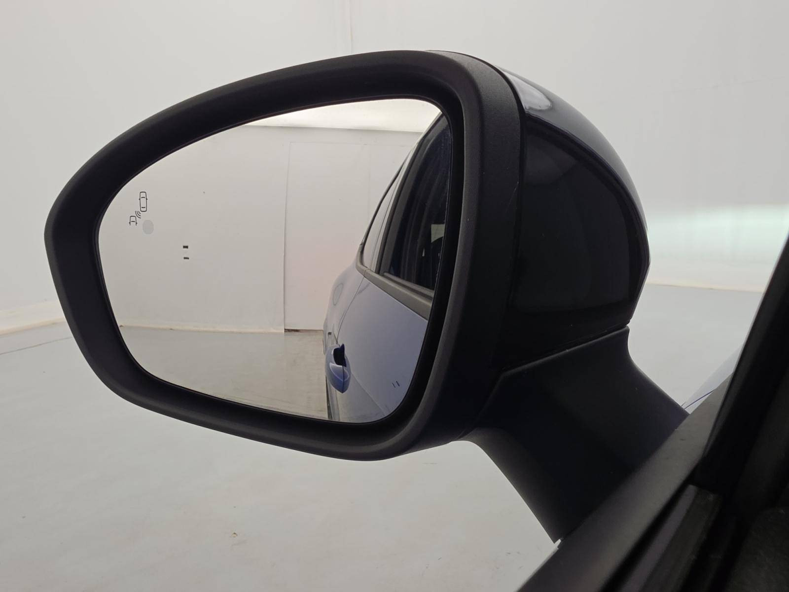 Vente en ligne Renault Clio 5 Clio E-Tech full hybrid 145 au prix de 18 990 €