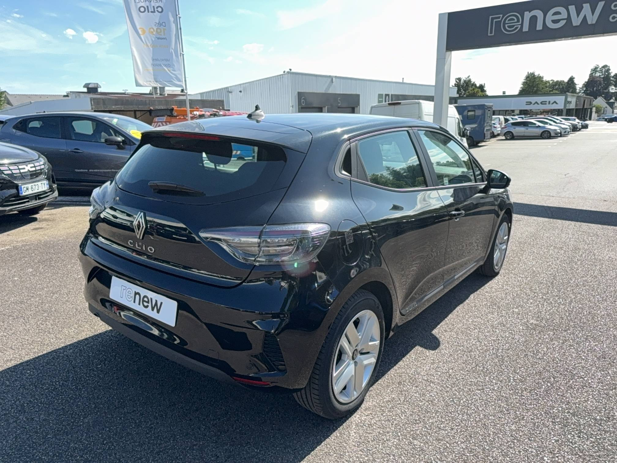 Vente en ligne Renault Clio 5 Clio Blue dCi 100 ch GSR2 au prix de 17 790 €
