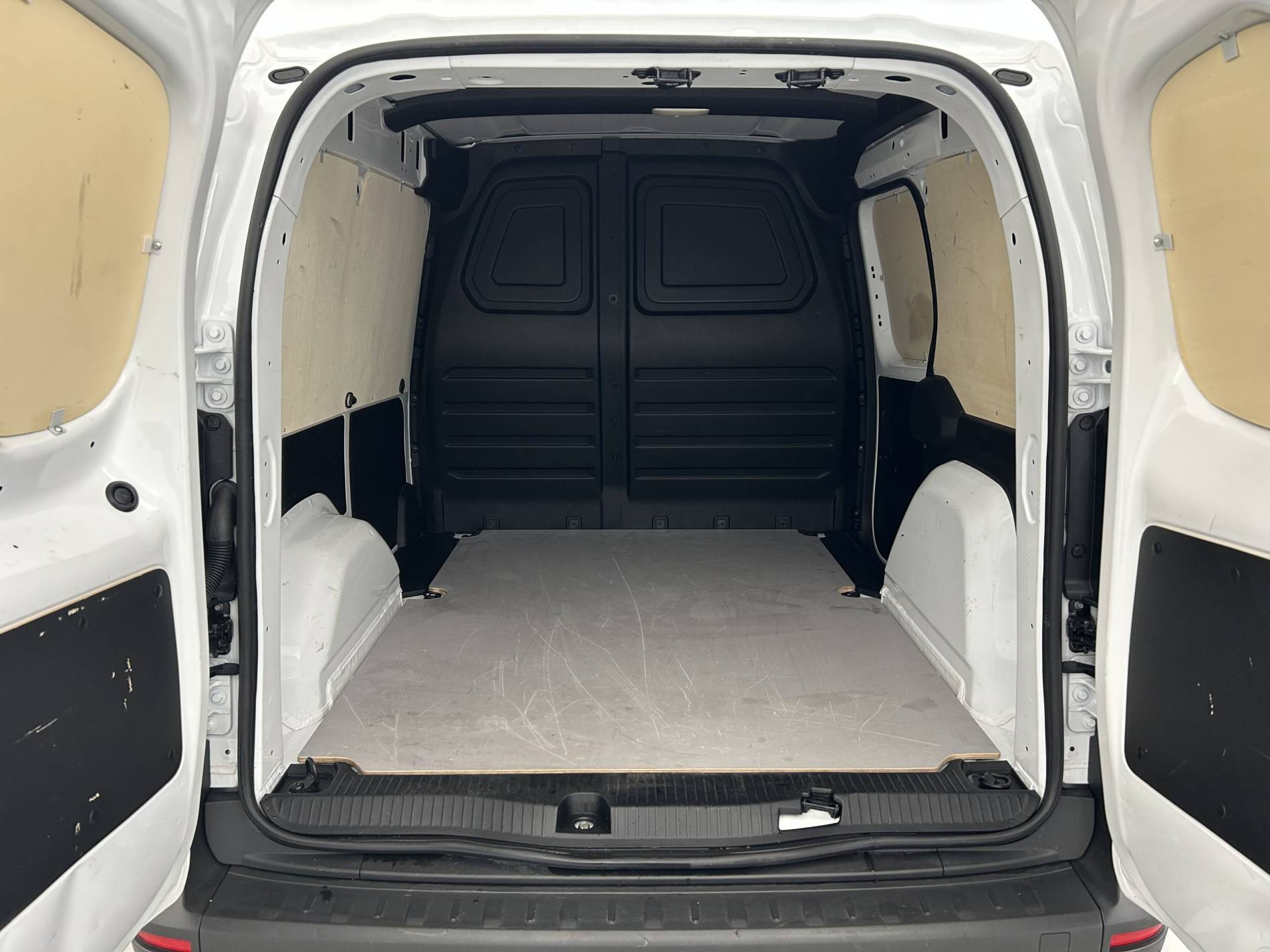 Vente en ligne Renault Kangoo Van  BLUE DCI 95 au prix de 18 890 €