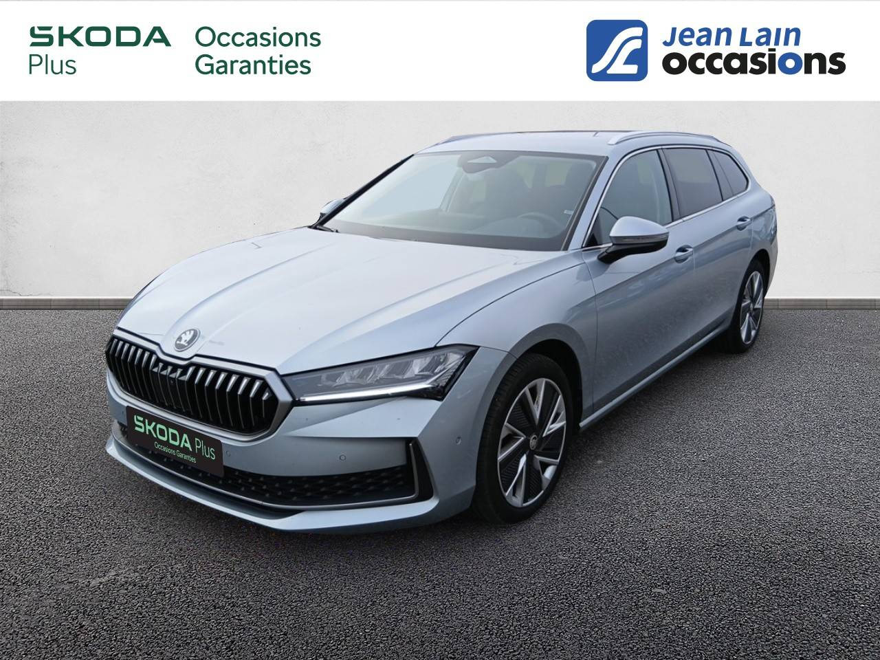 Vente en ligne SKODA SUPERB COMBI Superb Combi 2.0 TDI 150 ch SCR DSG7 Selection de 2024 au prix de 36 790 €