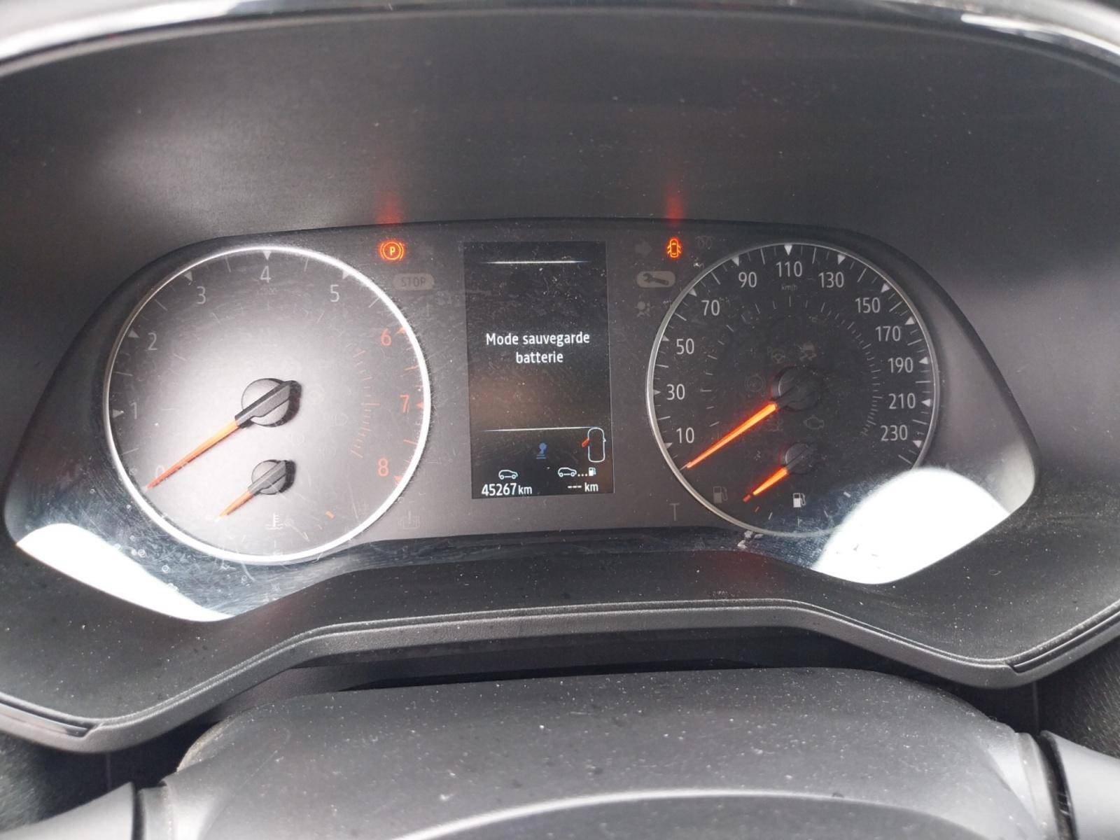 Vente en ligne Renault Clio 5 Clio TCe 90 au prix de 12 490 €