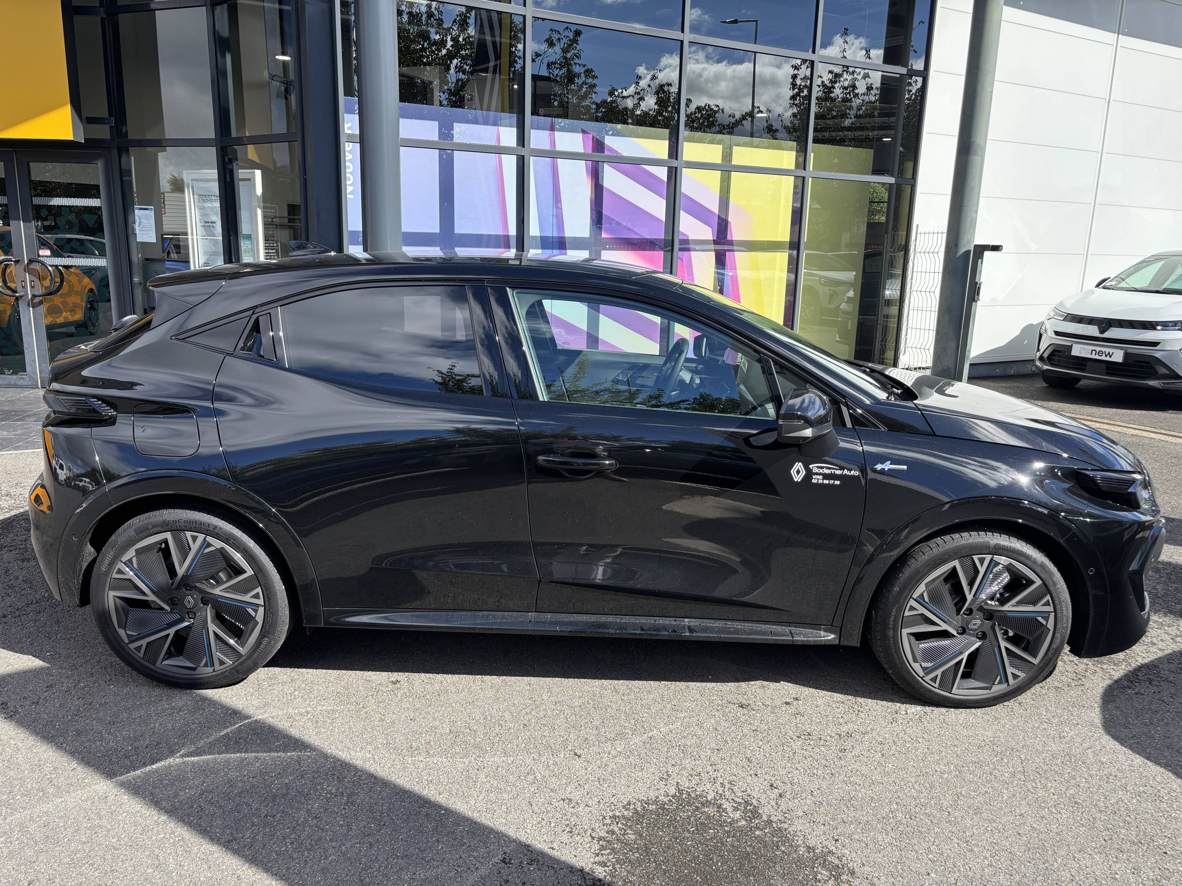 Vente en ligne Renault Clio 6 Clio E-Tech full hybrid 160 ch au prix de 29 490 €