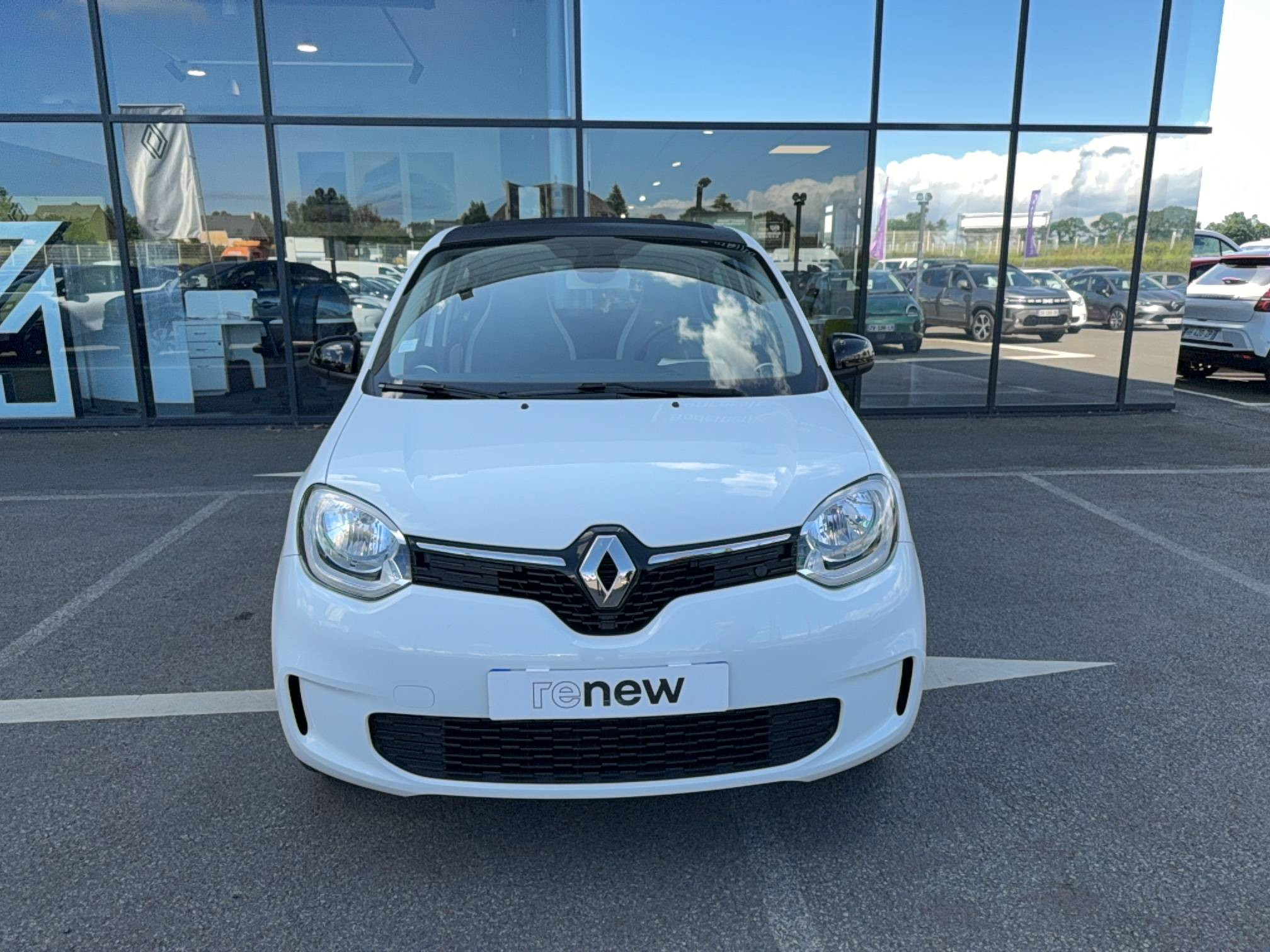Vente en ligne Renault Twingo Electrique Twingo III E-Tech au prix de 11 990 €