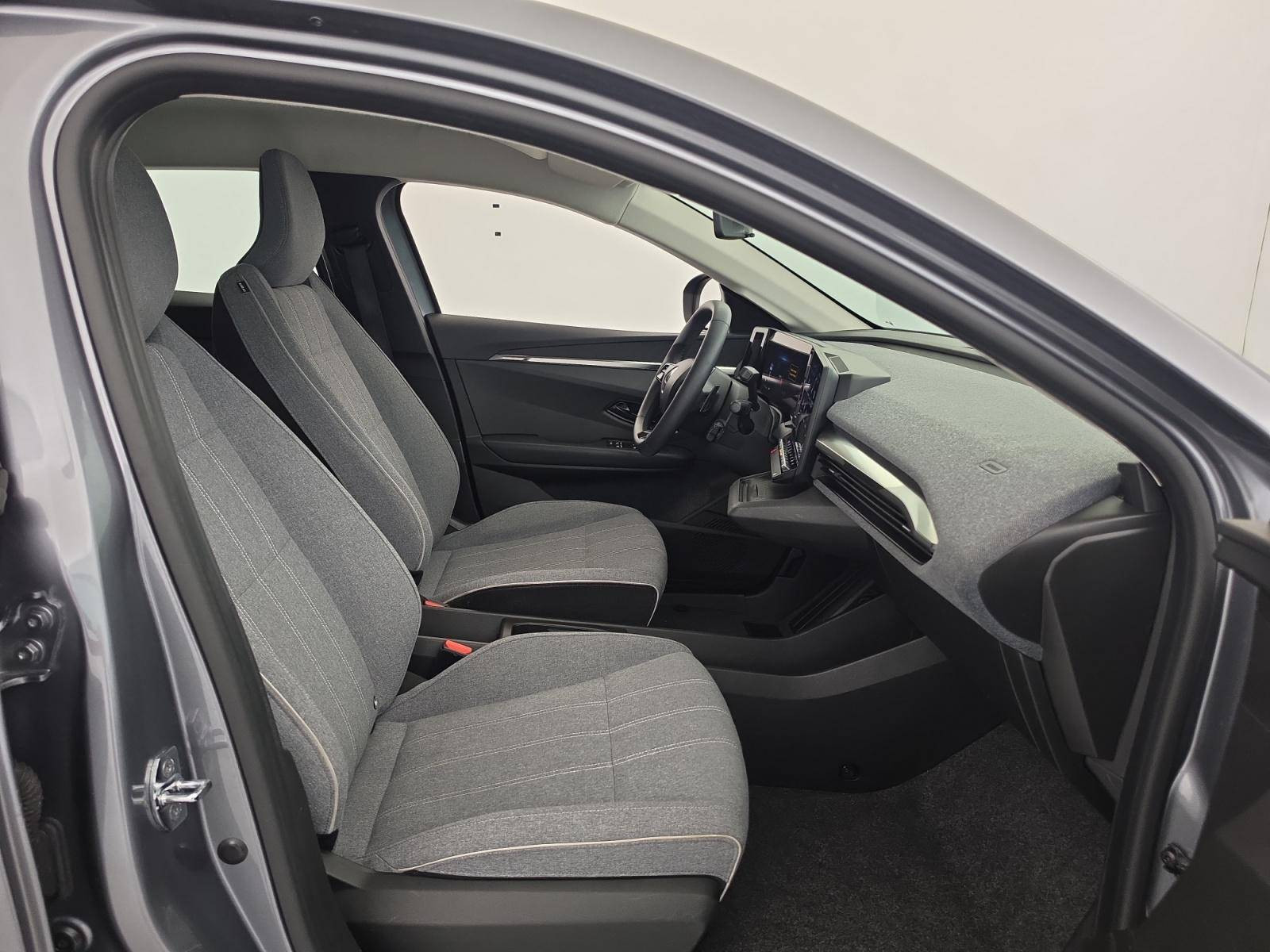 Vente en ligne Renault Megane E-Tech  EV40 130ch standard charge au prix de 19 990 €