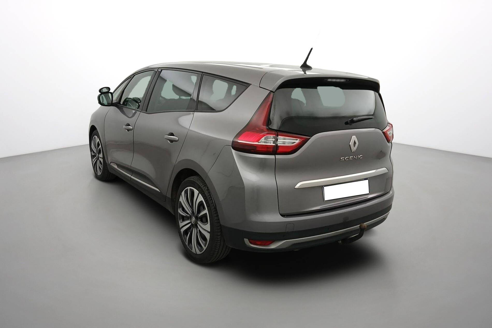 Vente en ligne Renault Grand Scenic 4 Grand Scenic TCe 140 au prix de 19 590 €