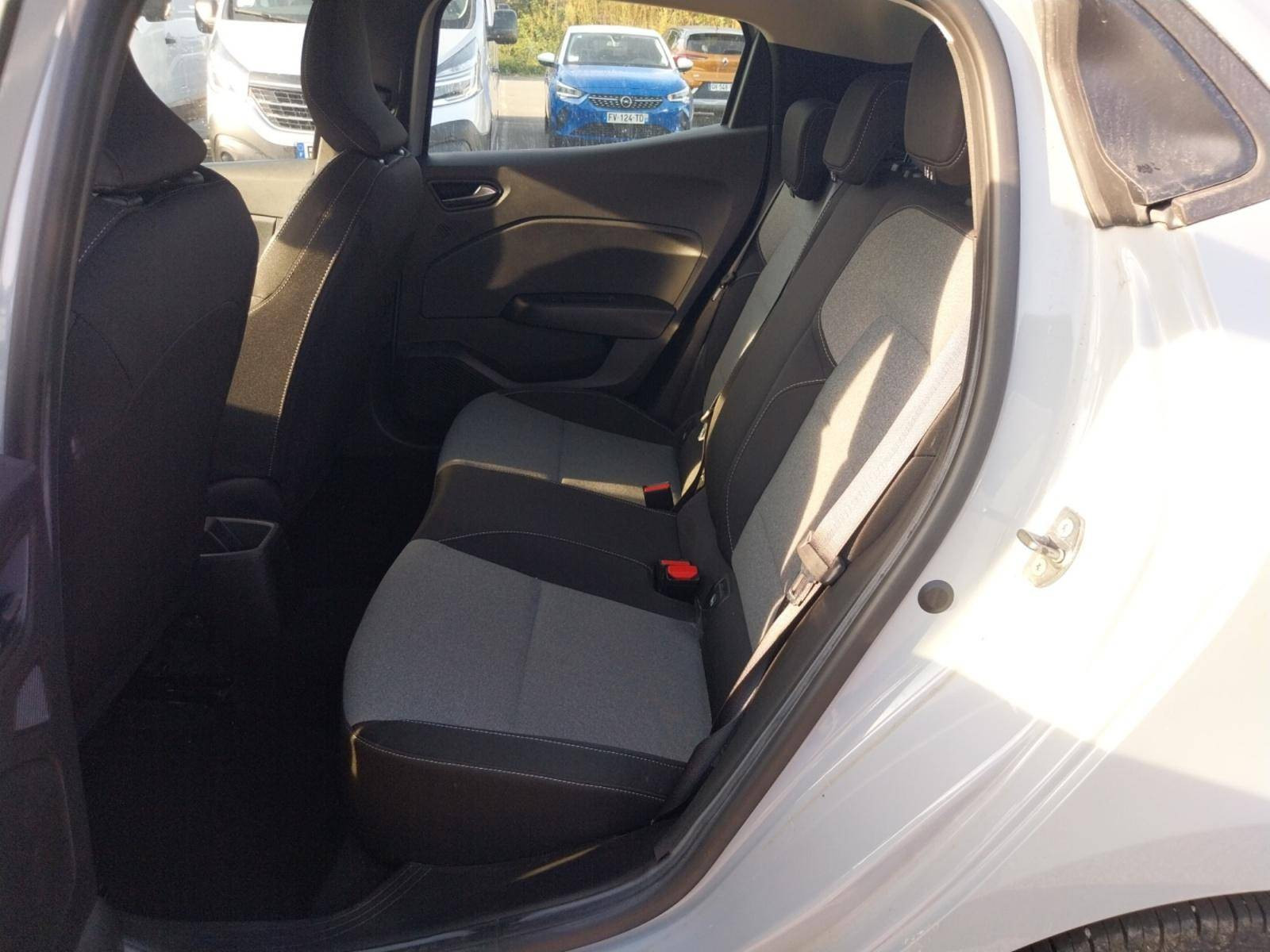 Vente en ligne Renault Clio 5 Clio TCe 90 au prix de 14 900 €