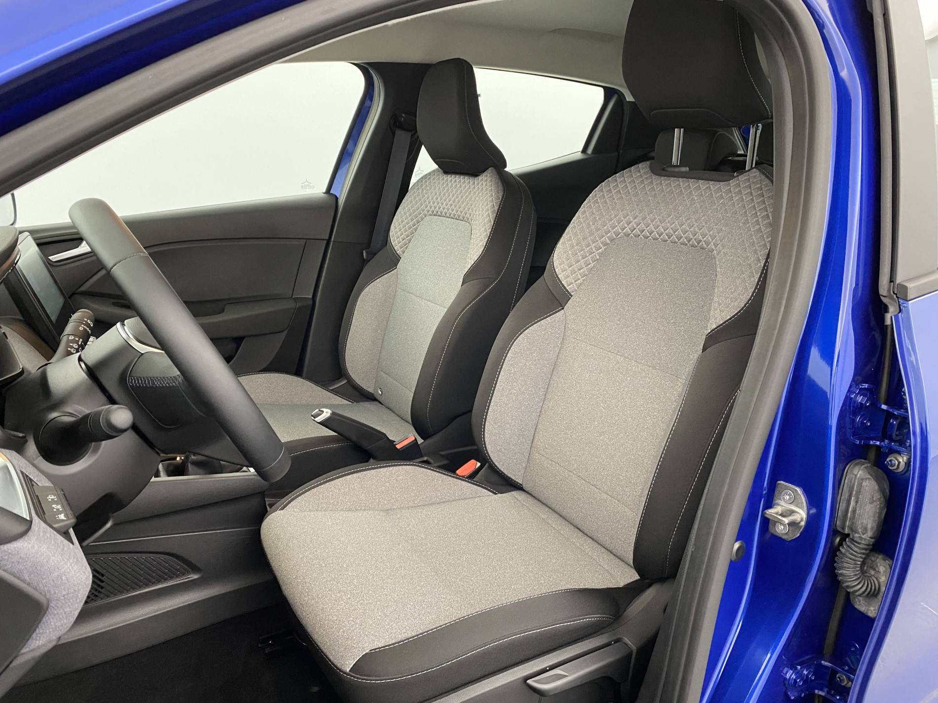 Vente en ligne Renault Clio 5 Clio TCe 90 au prix de 15 290 €