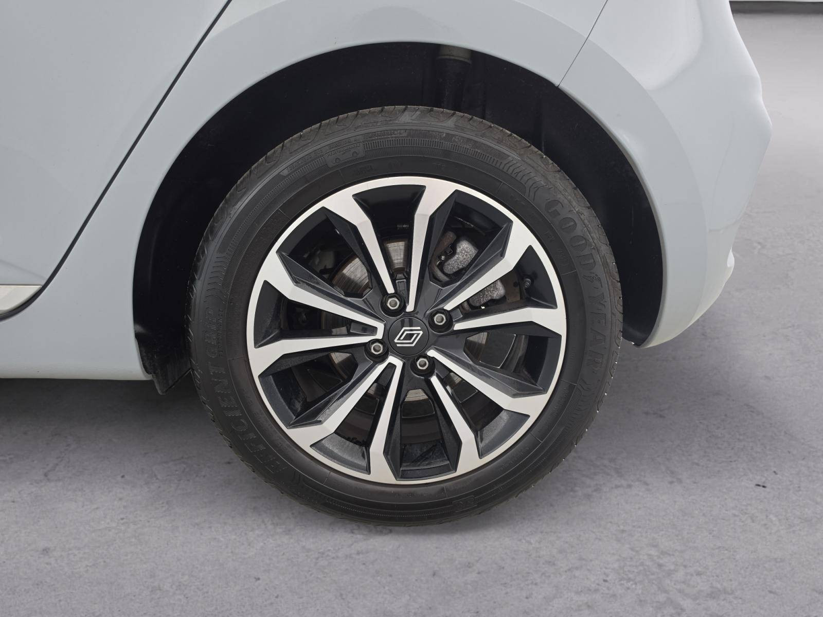 Vente en ligne Renault Clio 5 Clio TCe 90 au prix de 16 390 €