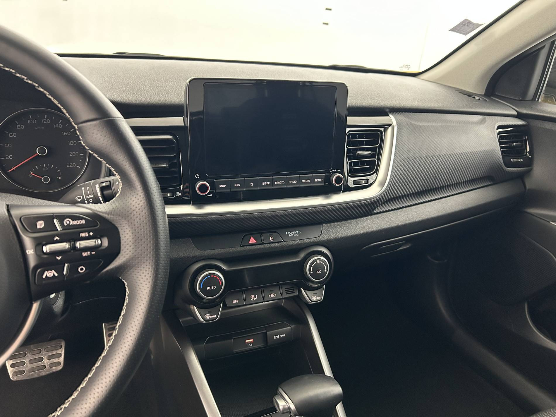 Vente en ligne Kia Stonic  1.0 T-GDi 120 ch MHEV DCT7 au prix de 17 500 €
