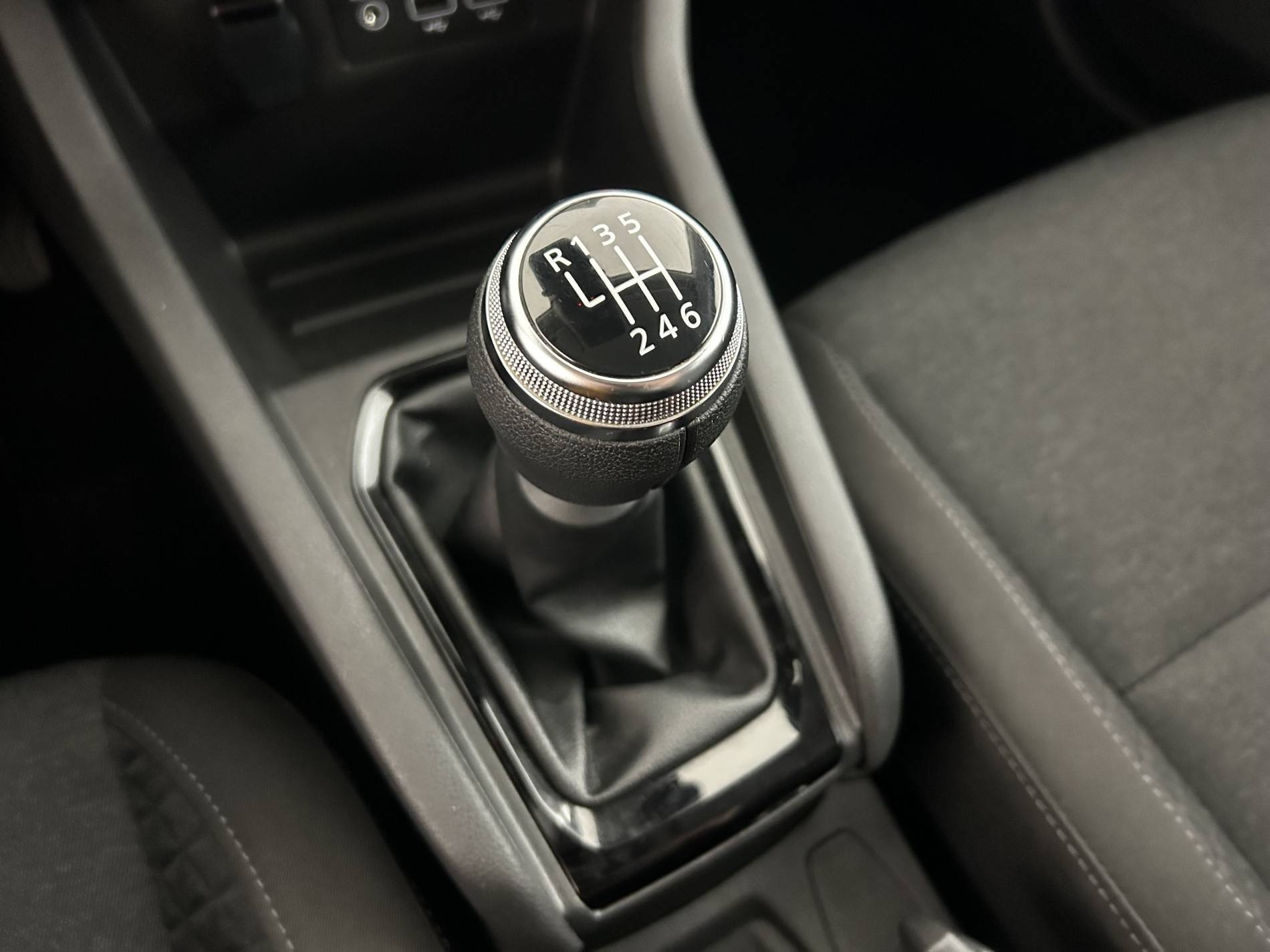 Vente en ligne Renault Clio 5 Clio TCe 90 au prix de 13 190 €