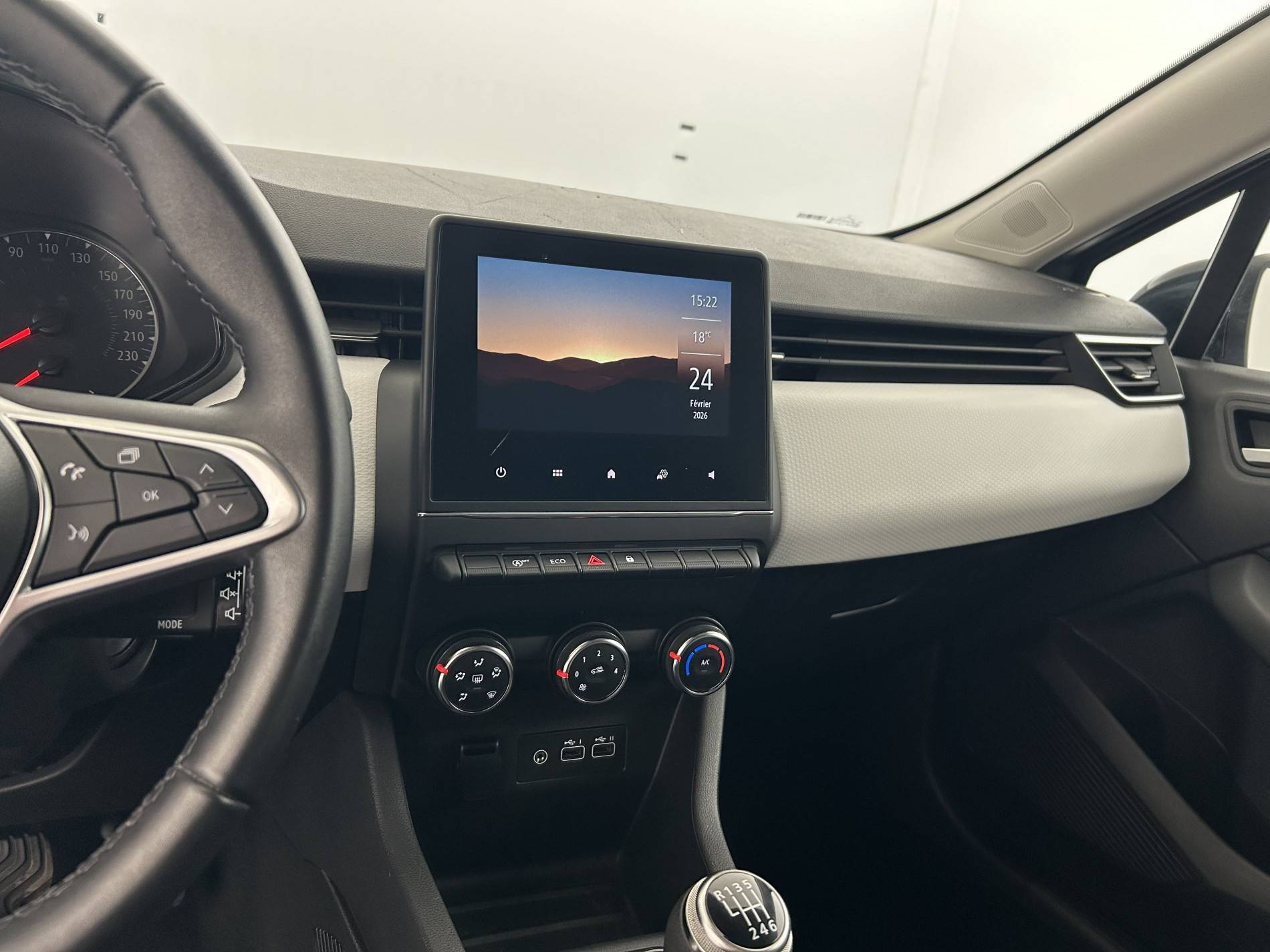 Vente en ligne Renault Clio 5 Clio TCe 90 au prix de 13 690 €