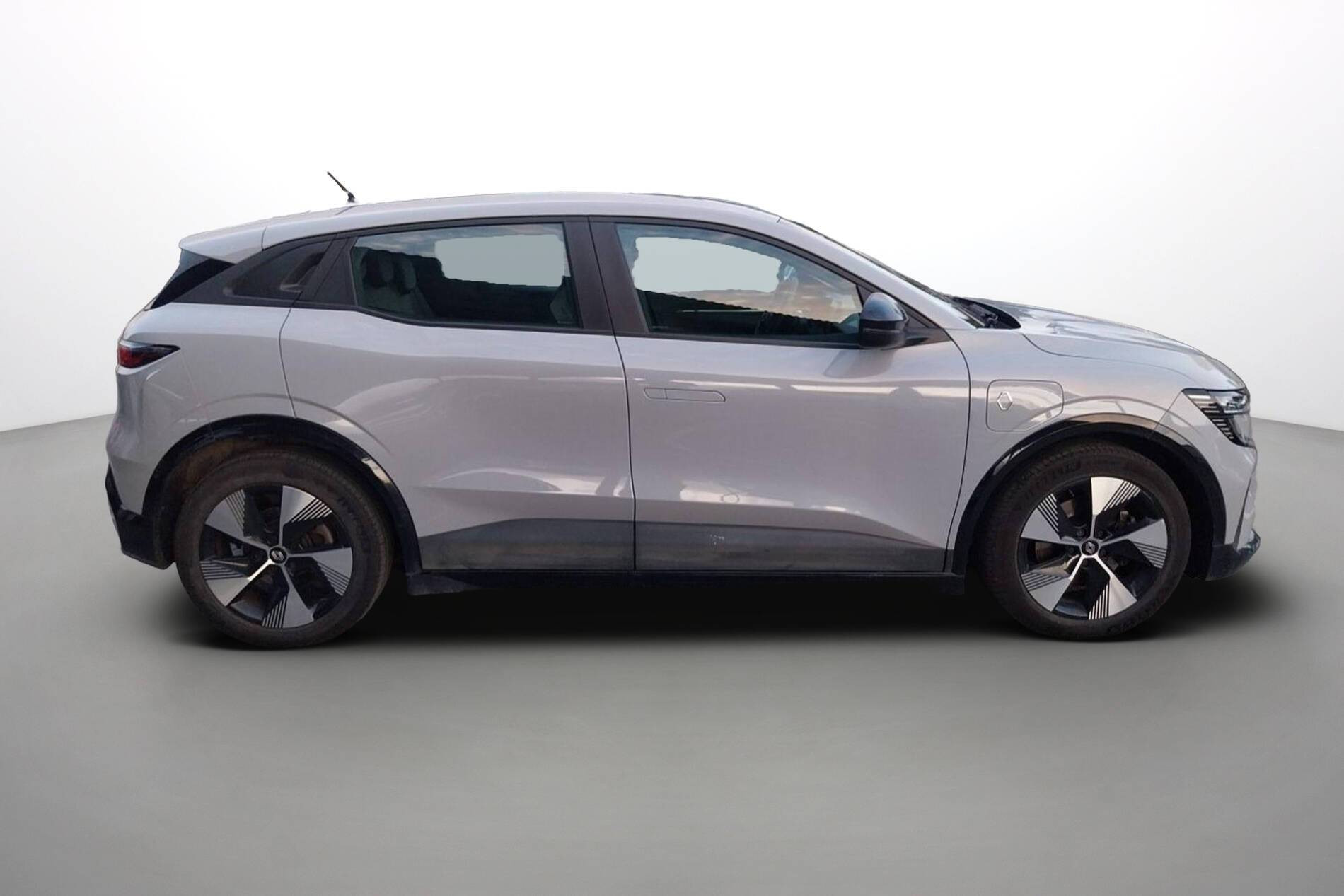 Vente en ligne Renault Megane E-Tech  EV60 220 ch super charge au prix de 21 490 €