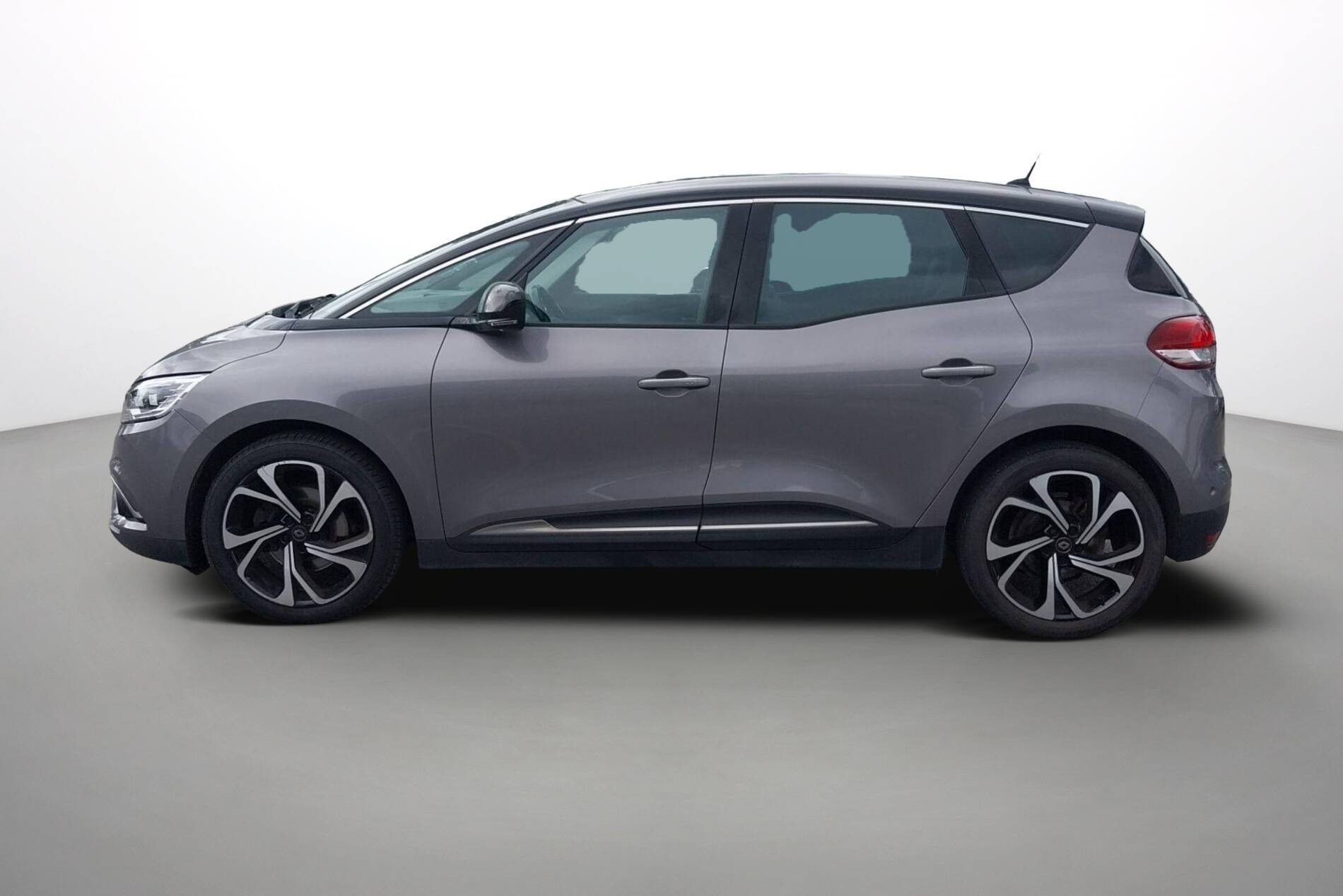 Vente en ligne Renault Scenic 4 Scenic TCe 140 FAP au prix de 17 790 €