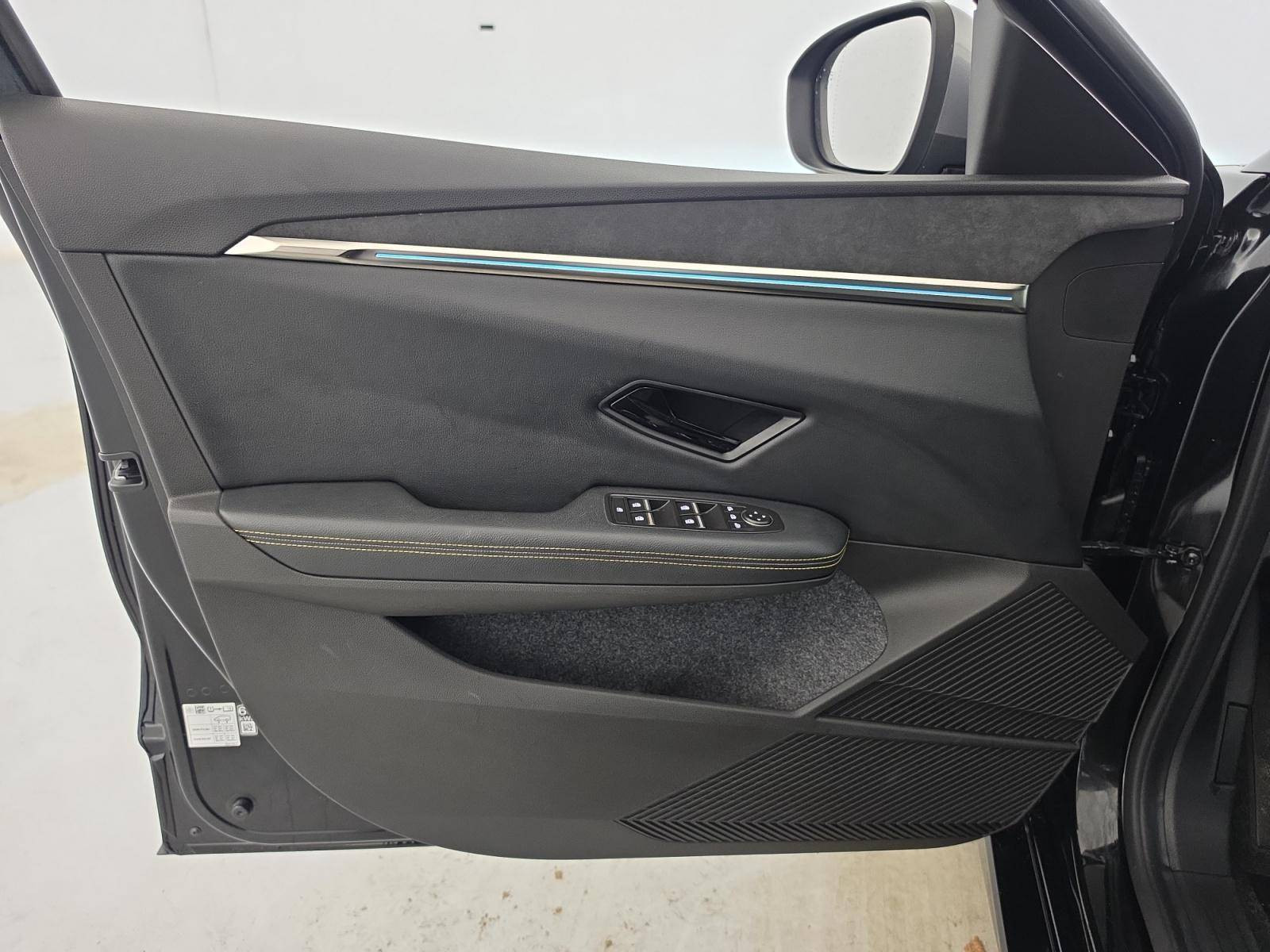 Vente en ligne Renault Megane E-Tech  EV60 220 ch super charge au prix de 24 690 €