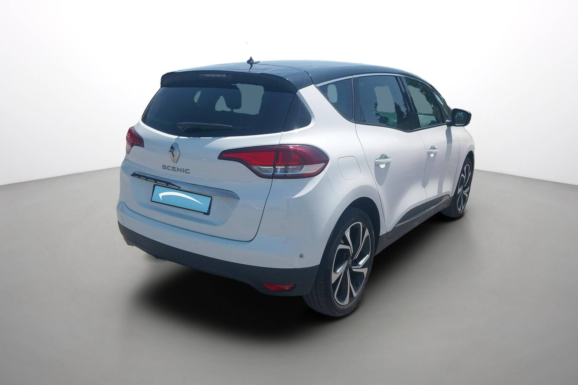 Vente en ligne Renault Scenic 4 Scenic Blue dCi 120 au prix de 16 900 €
