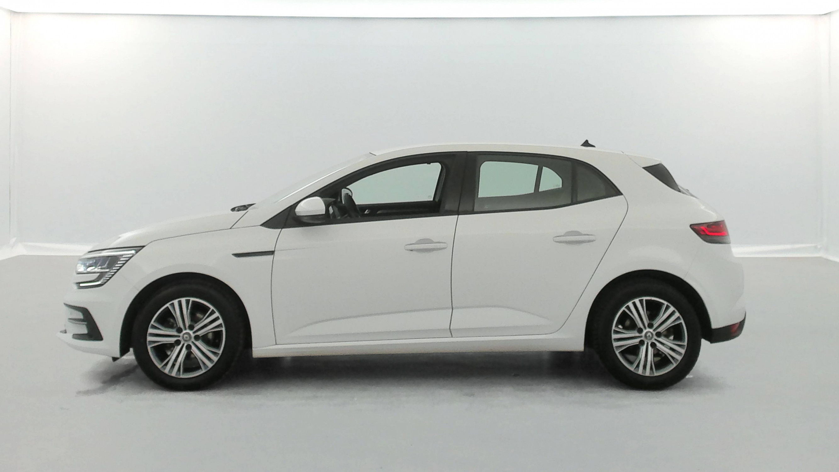 Vente en ligne Renault Megane 4  TCe 140 au prix de 15 990 €