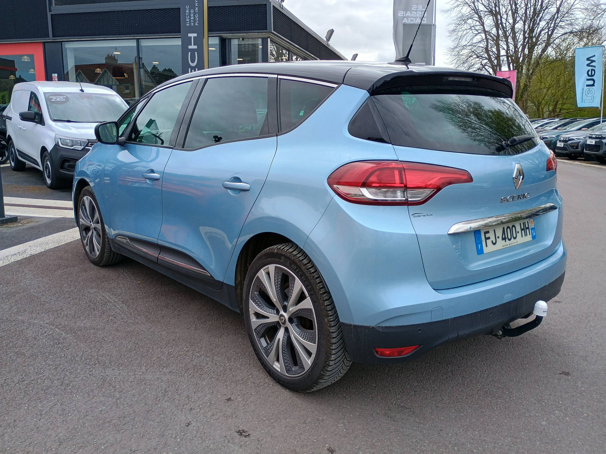 Vente en ligne Renault Scenic 4 Scenic Blue dCi 120 au prix de 13 590 €