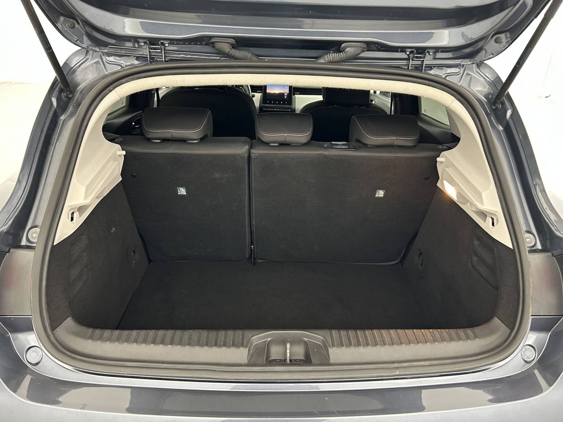 Vente en ligne Renault Clio 5 Clio E-Tech full hybrid 145 au prix de 16 790 €