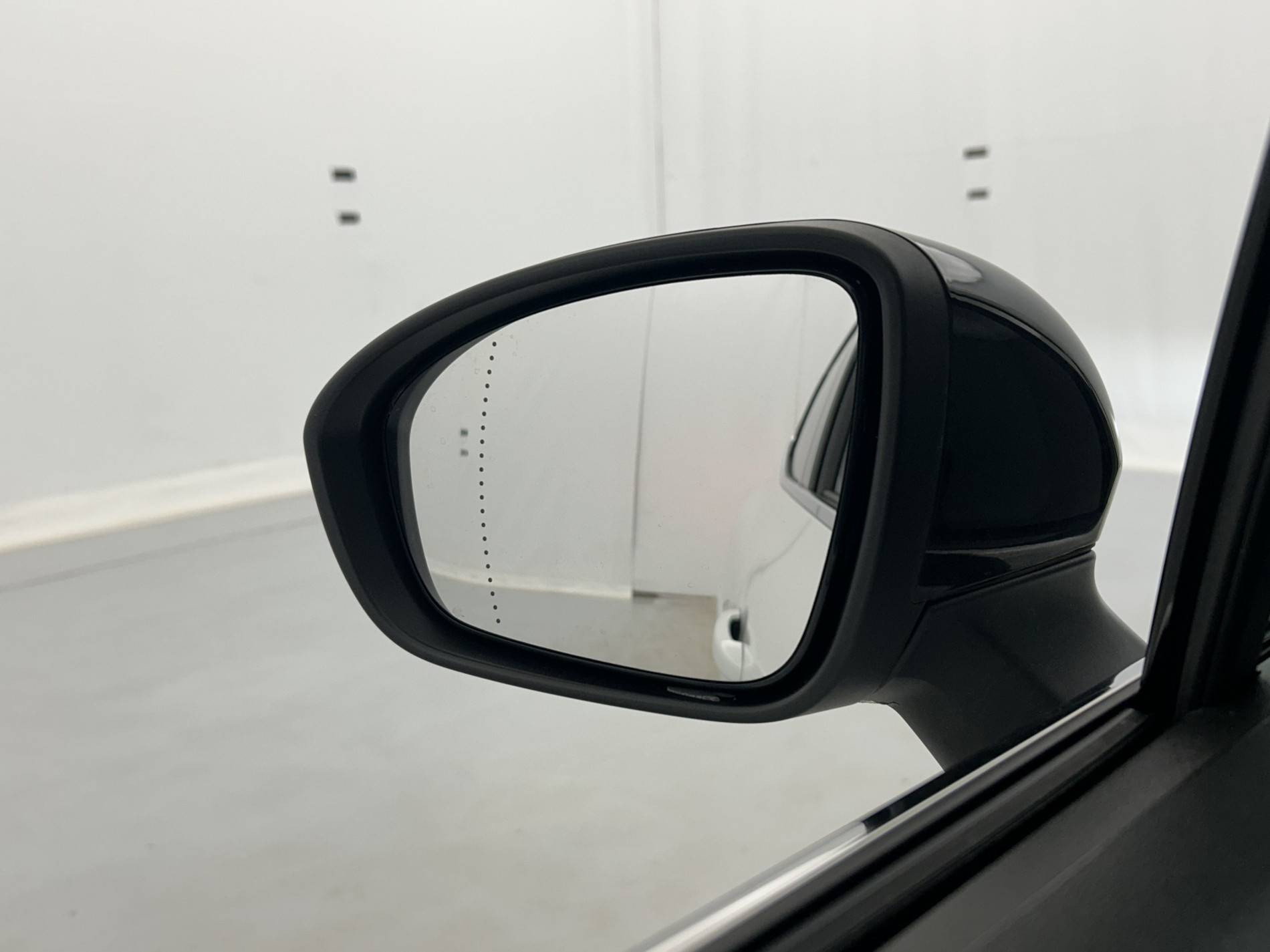 Vente en ligne Renault Clio 5 Clio TCe 90 au prix de 15 690 €
