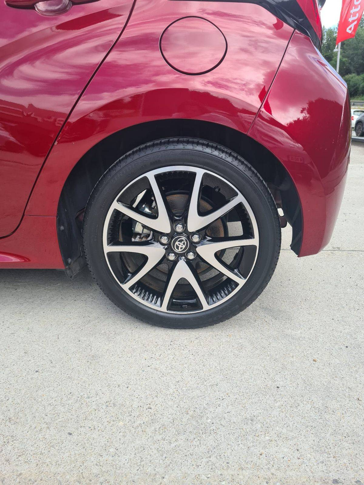 Vente en ligne Toyota Yaris Yaris Hybride 116h au prix de 18 490 €
