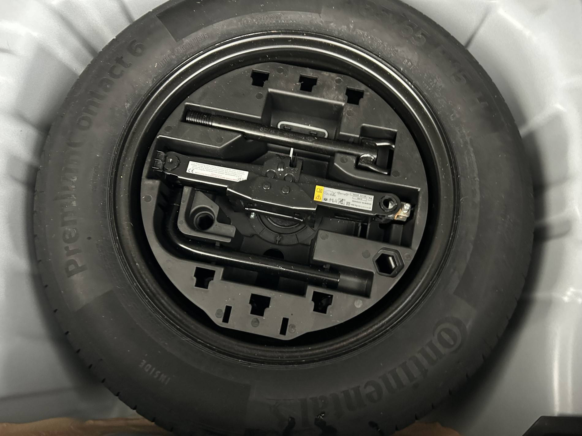 Vente en ligne Renault Clio 5 Clio TCe 90 au prix de 15 490 €