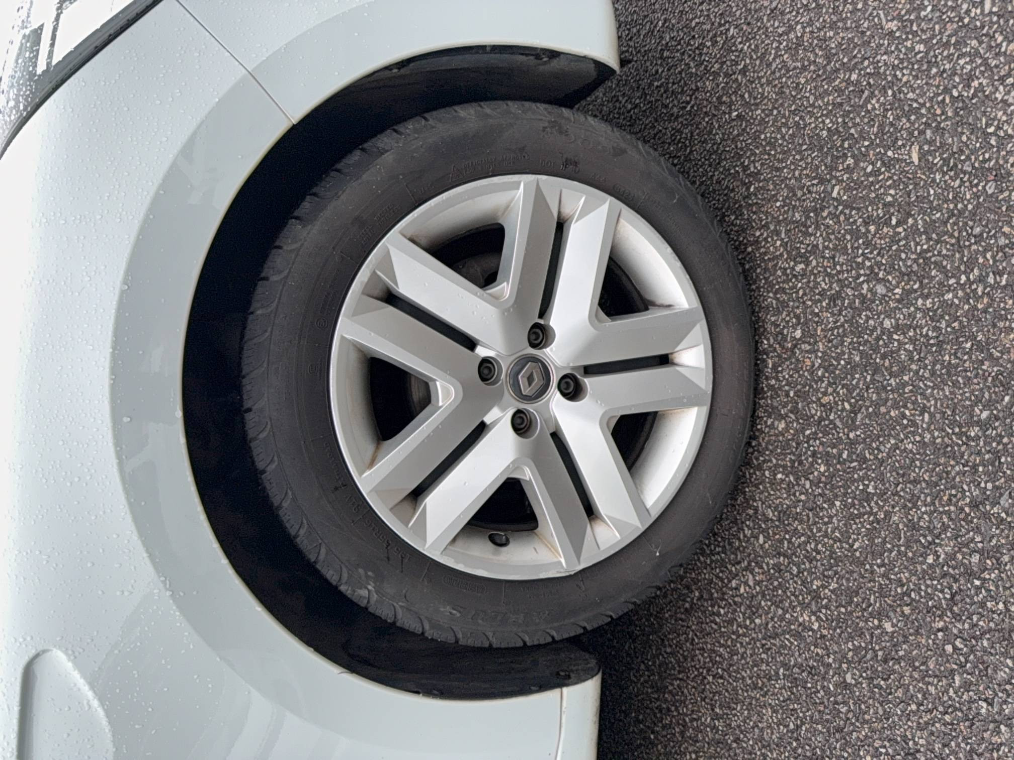 Vente en ligne Renault Clio 5 Clio SCe 65 - 21 au prix de 10 590 €