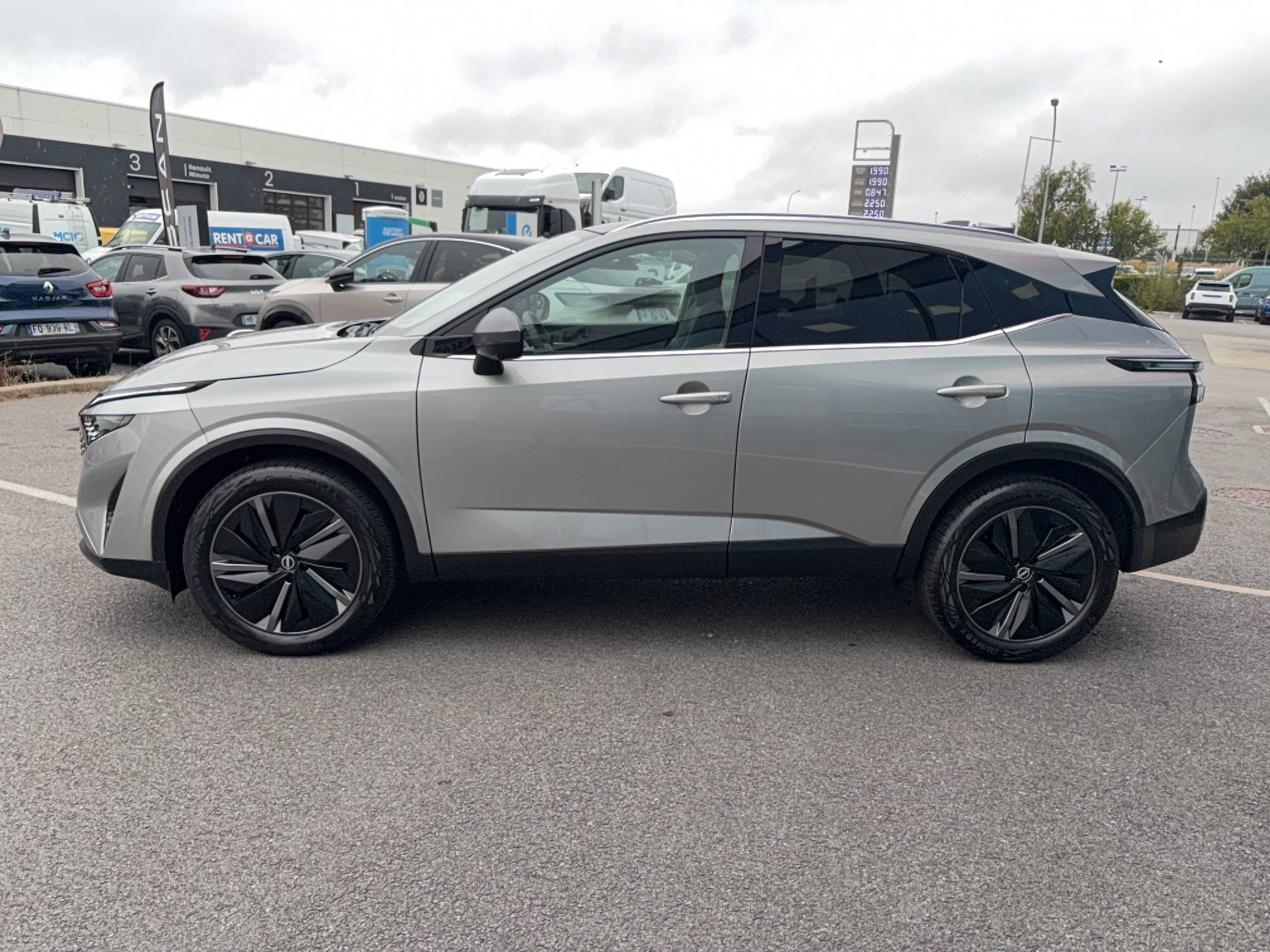 Vente en ligne Nissan Qashqai  Mild Hybrid 140 ch au prix de 23 990 €