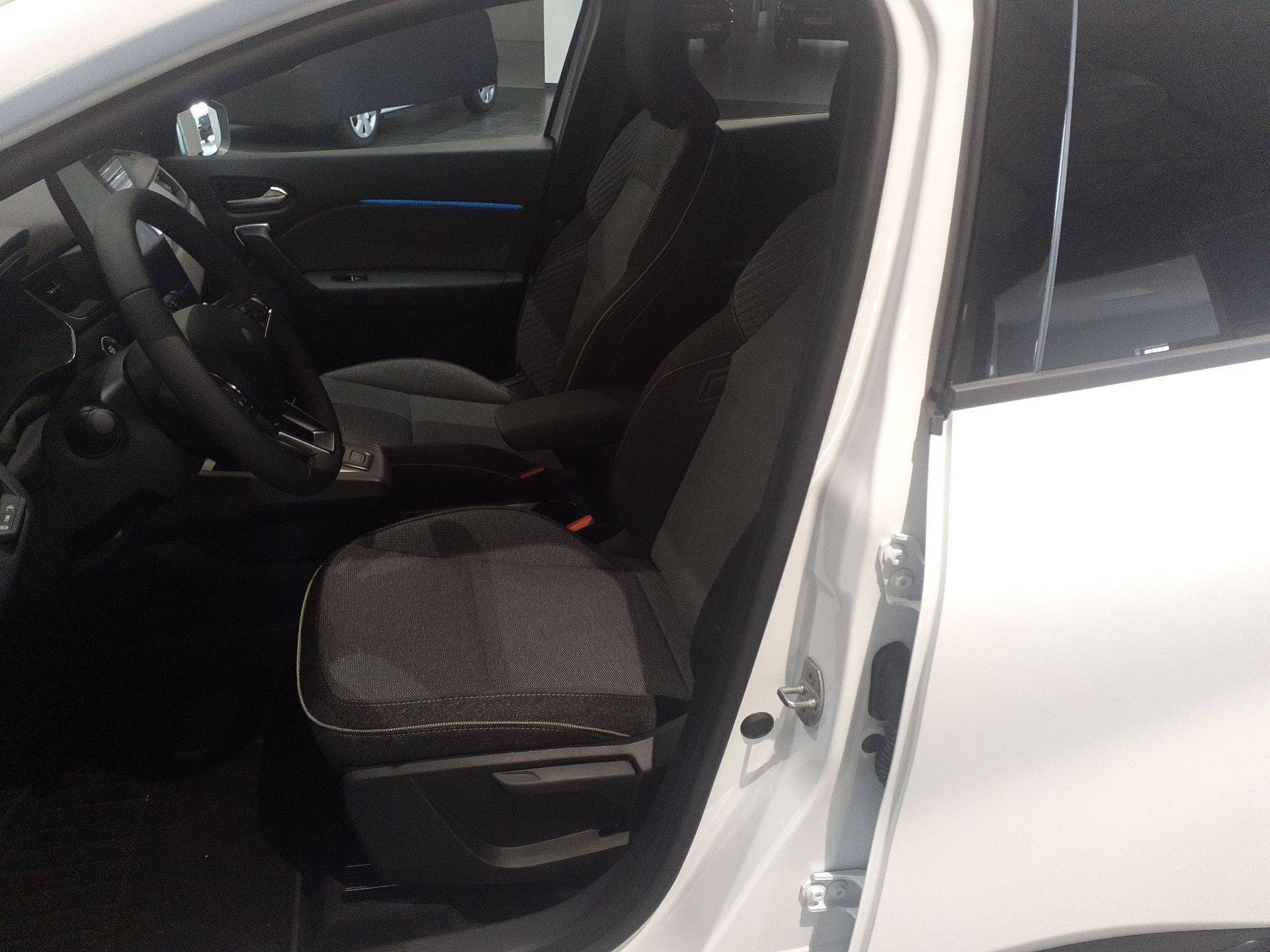 Vente en ligne Renault Captur  E-Tech full hybrid 160 ch au prix de 29 990 €